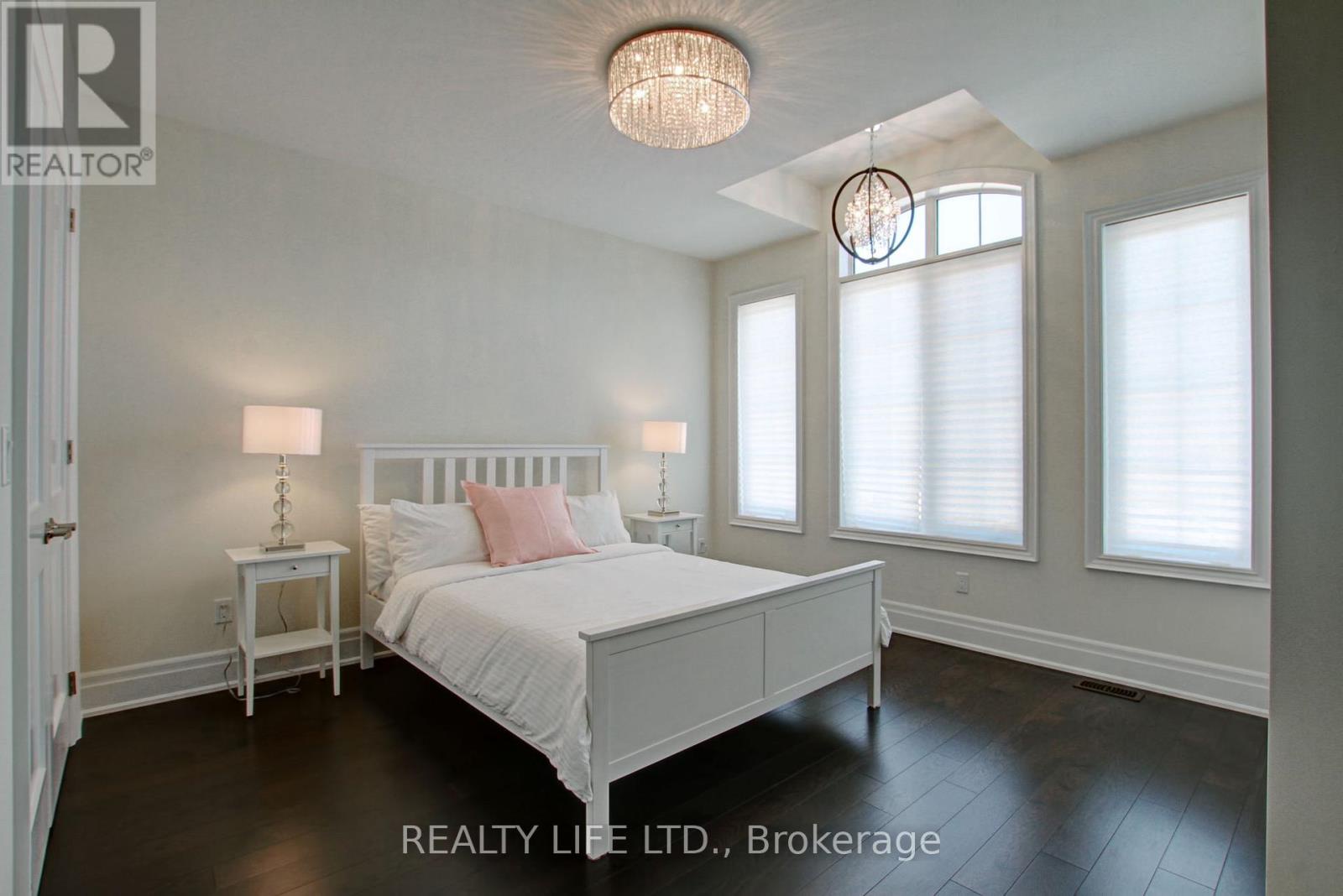 3140 Daniel Way, Oakville (go Glenorchy), Ontario