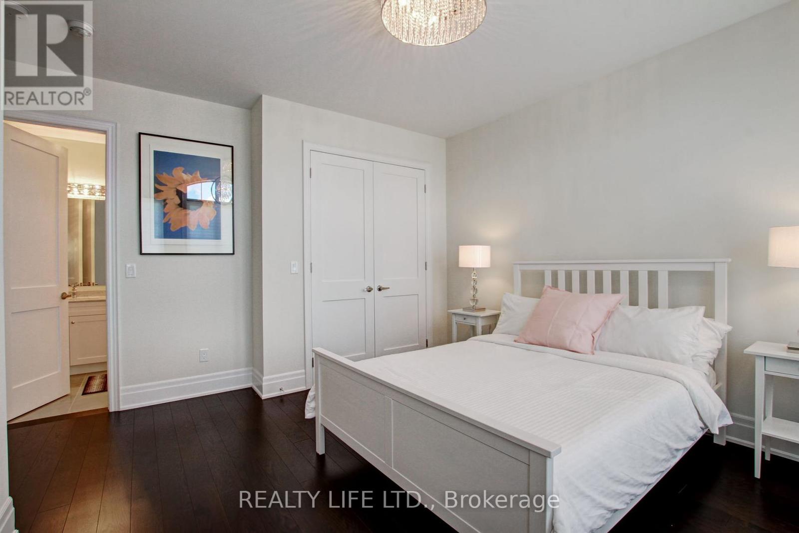 3140 Daniel Way, Oakville (go Glenorchy), Ontario