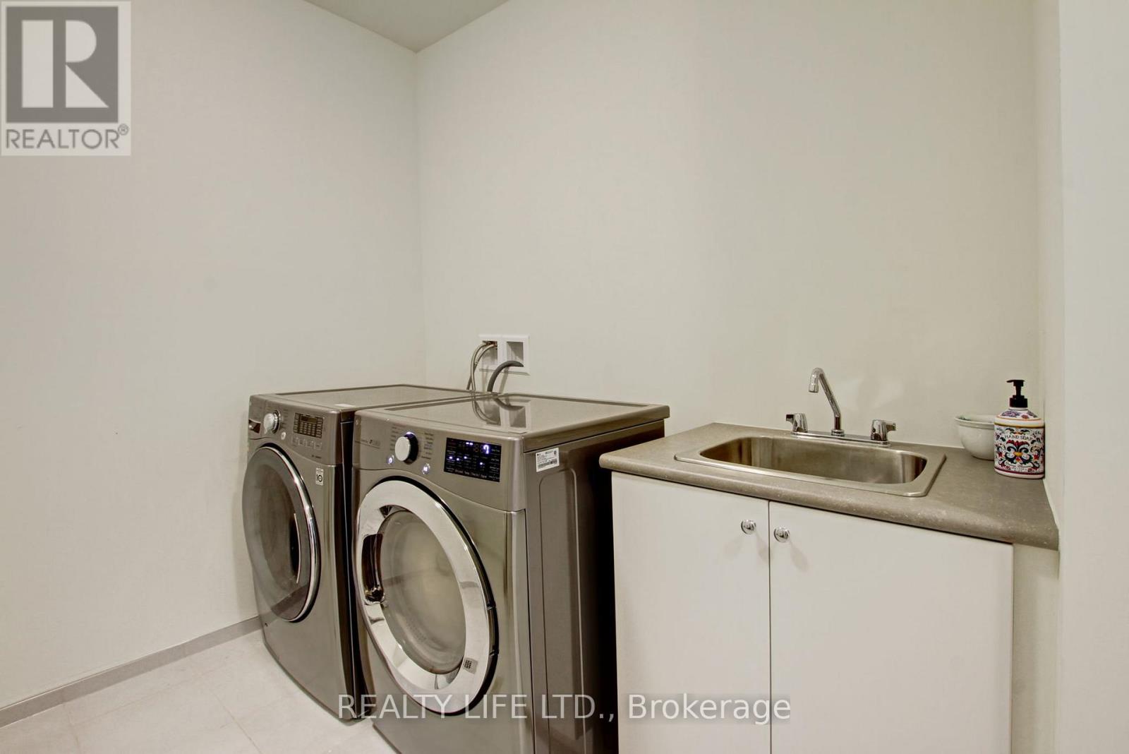 3140 Daniel Way, Oakville (go Glenorchy), Ontario