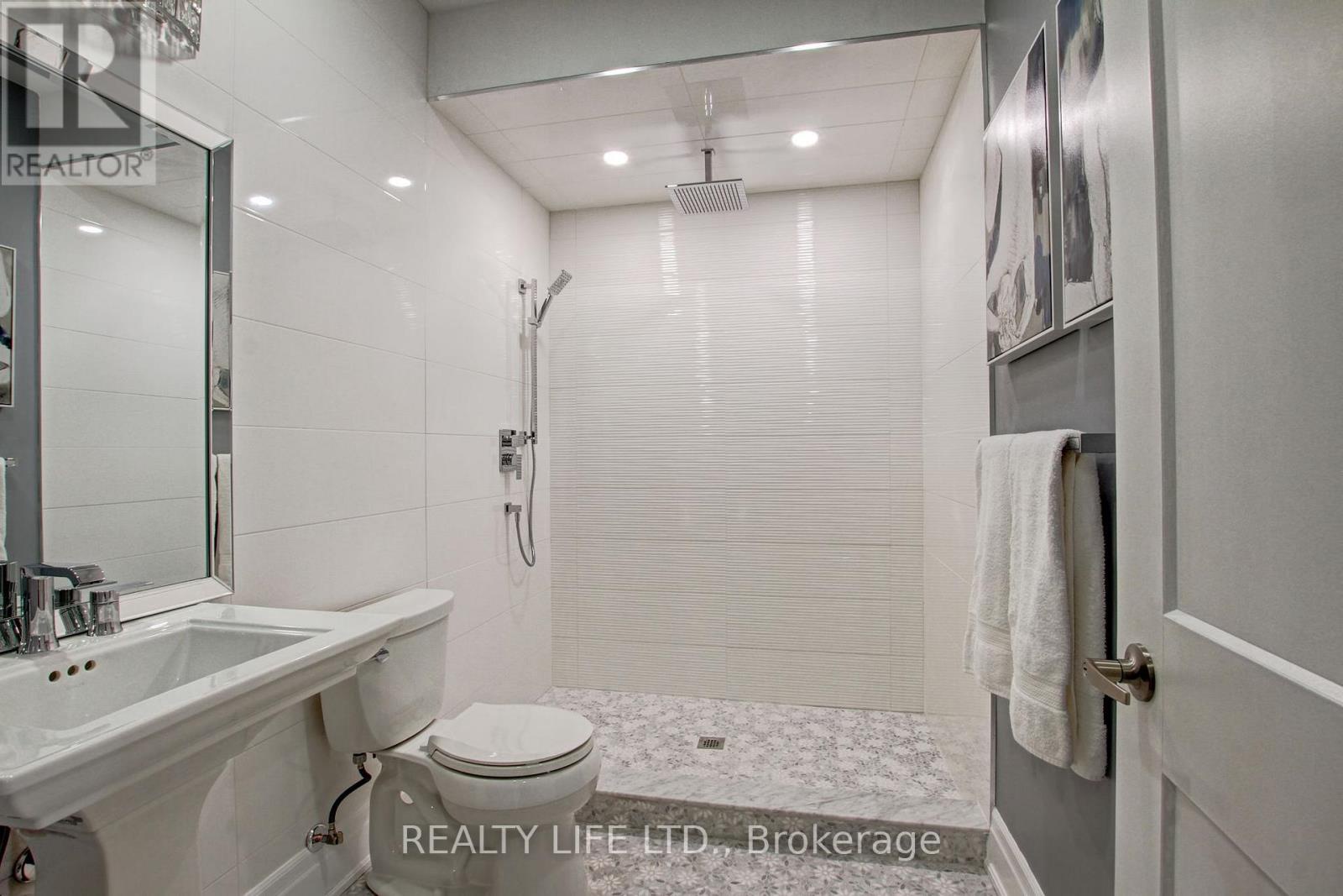 3140 Daniel Way, Oakville (go Glenorchy), Ontario