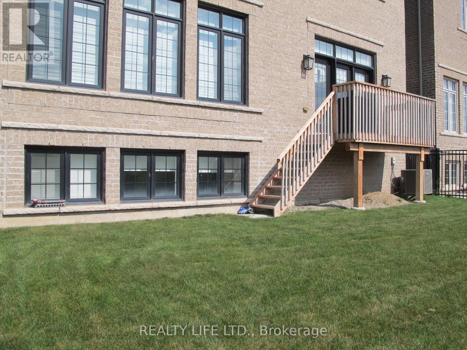 3140 Daniel Way, Oakville (go Glenorchy), Ontario