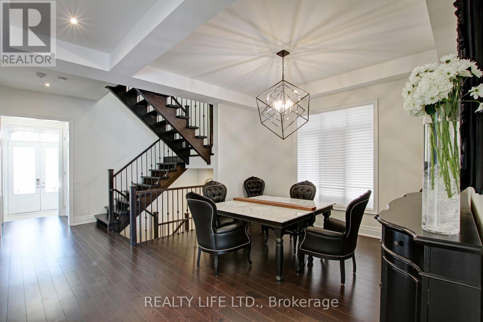 3140 Daniel Way, Oakville (go Glenorchy), Ontario