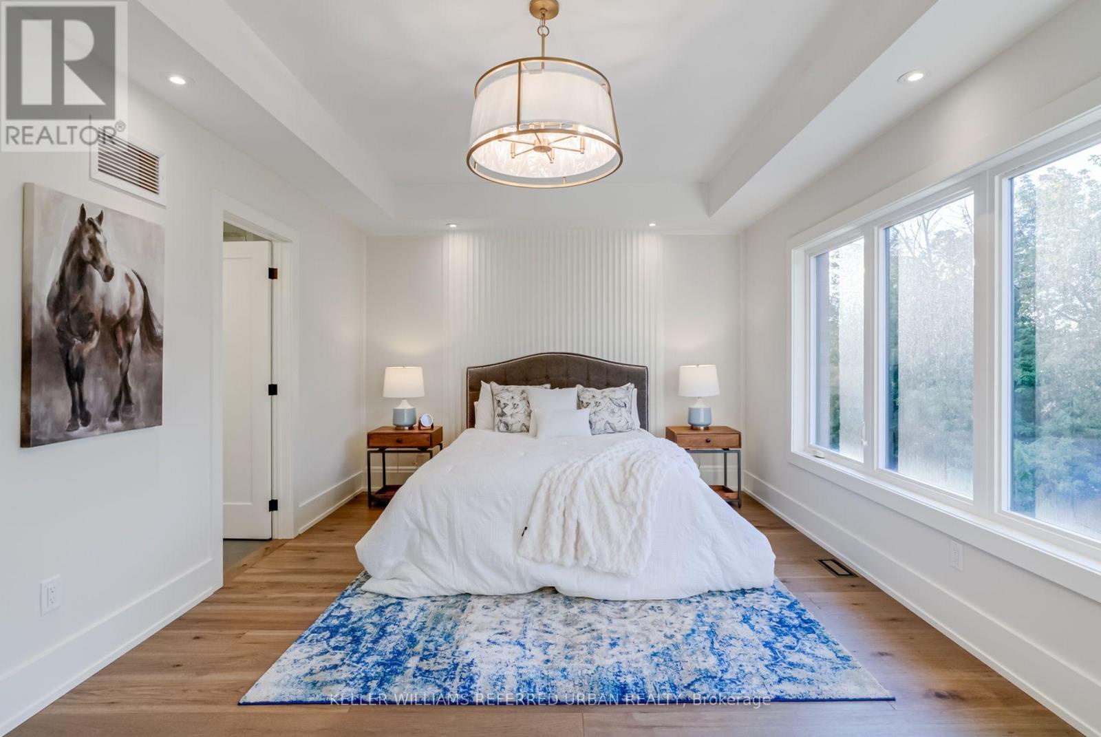 62 Ash Crescent, Toronto (long Branch), Ontario