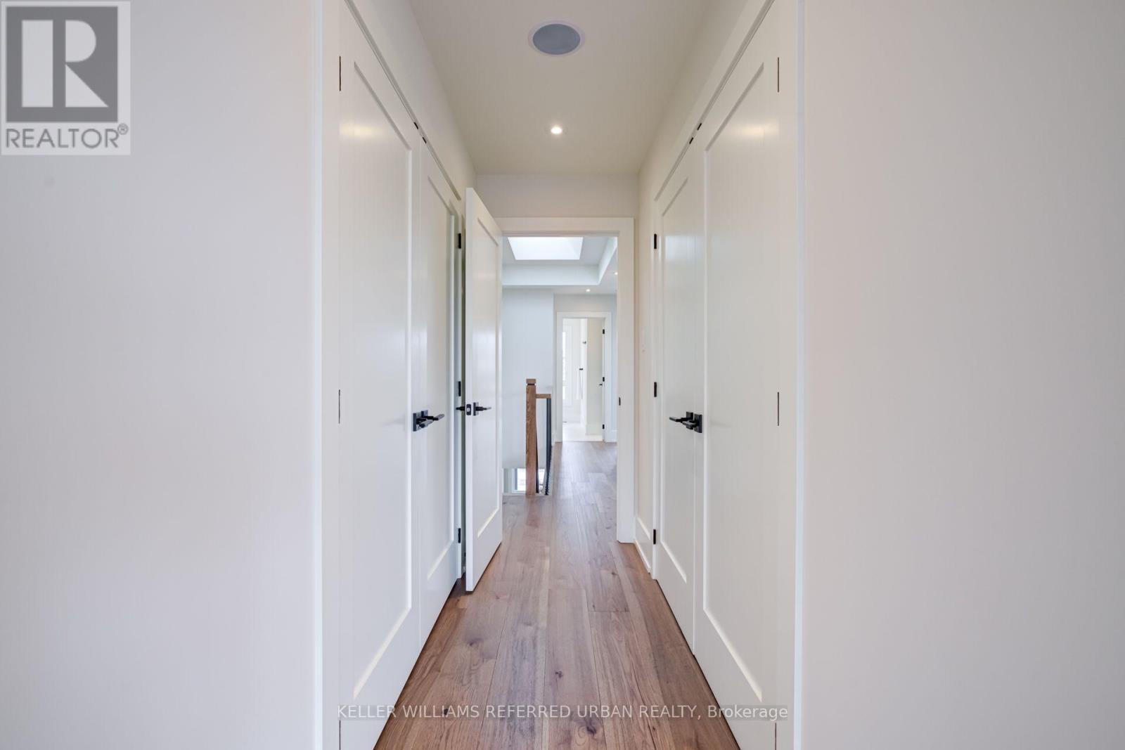 62 Ash Crescent, Toronto (long Branch), Ontario