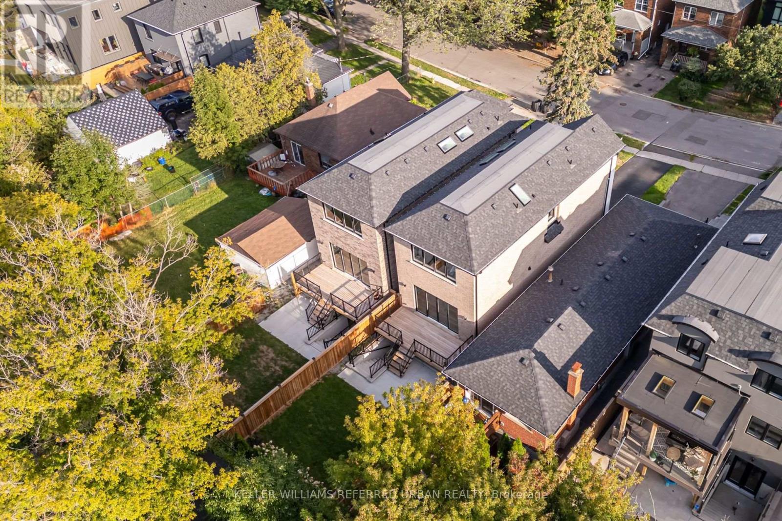 62 Ash Crescent, Toronto (long Branch), Ontario