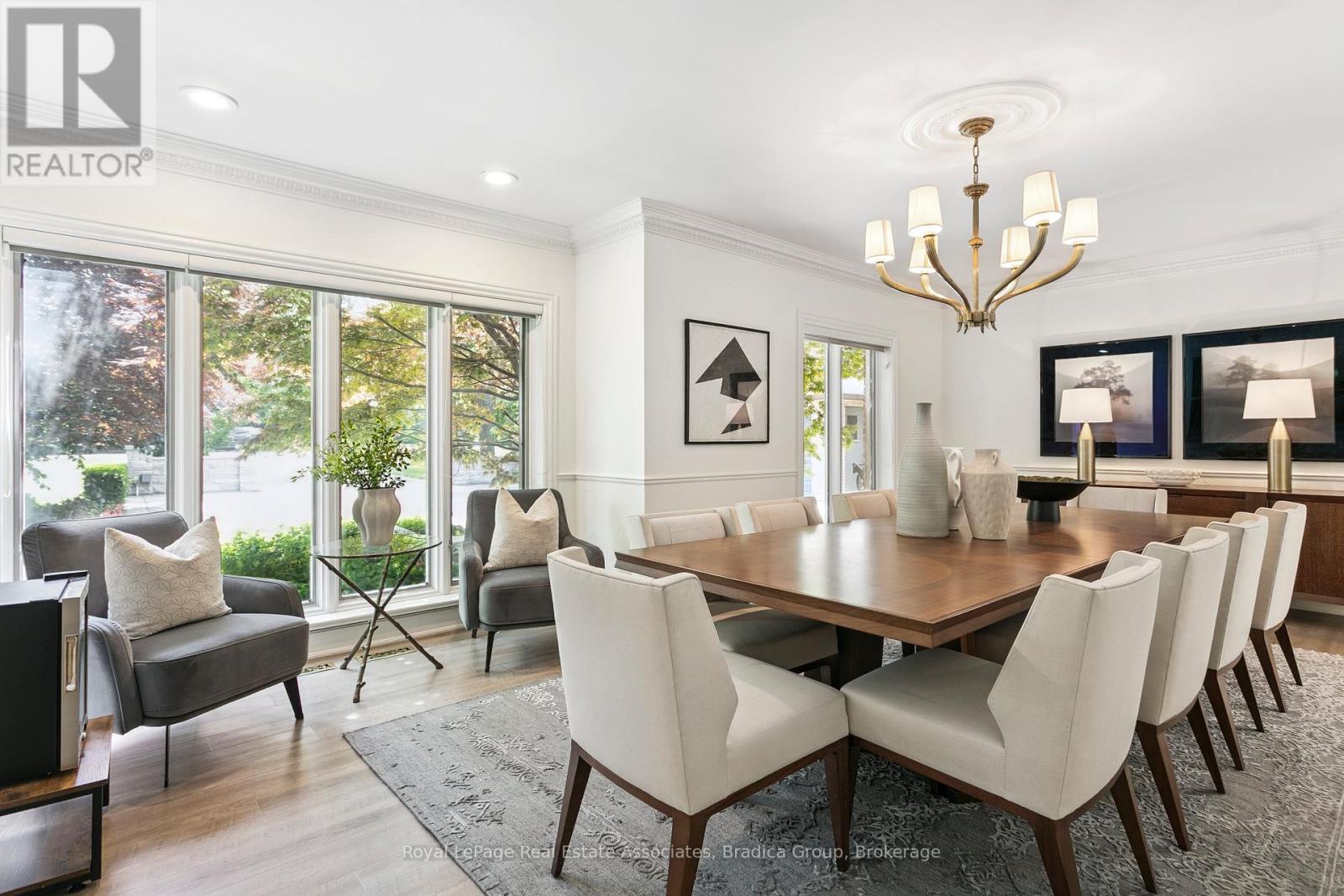 19 Lorraine Gardens, Toronto (islington-city Centre West), Ontario