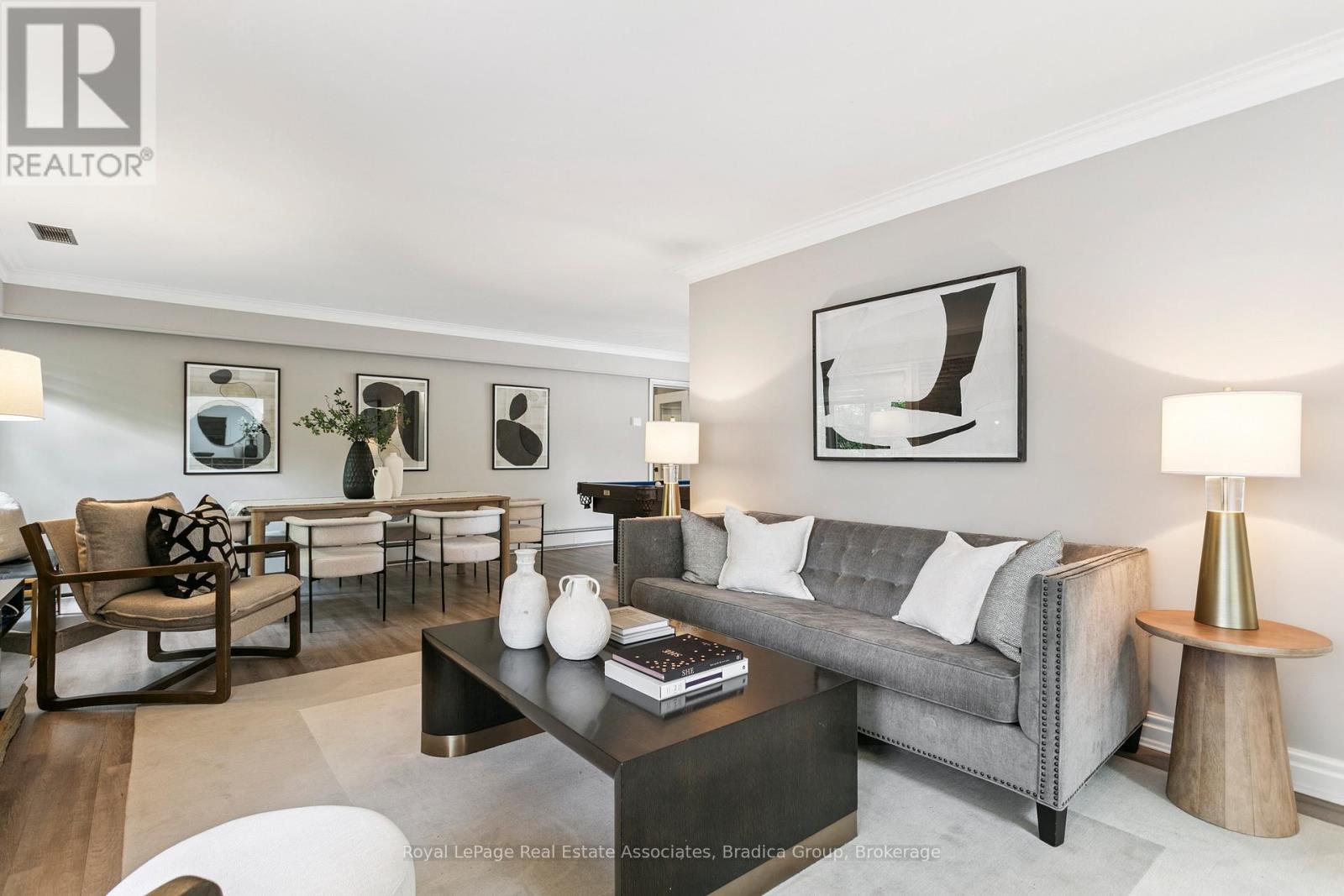 19 Lorraine Gardens, Toronto (islington-city Centre West), Ontario