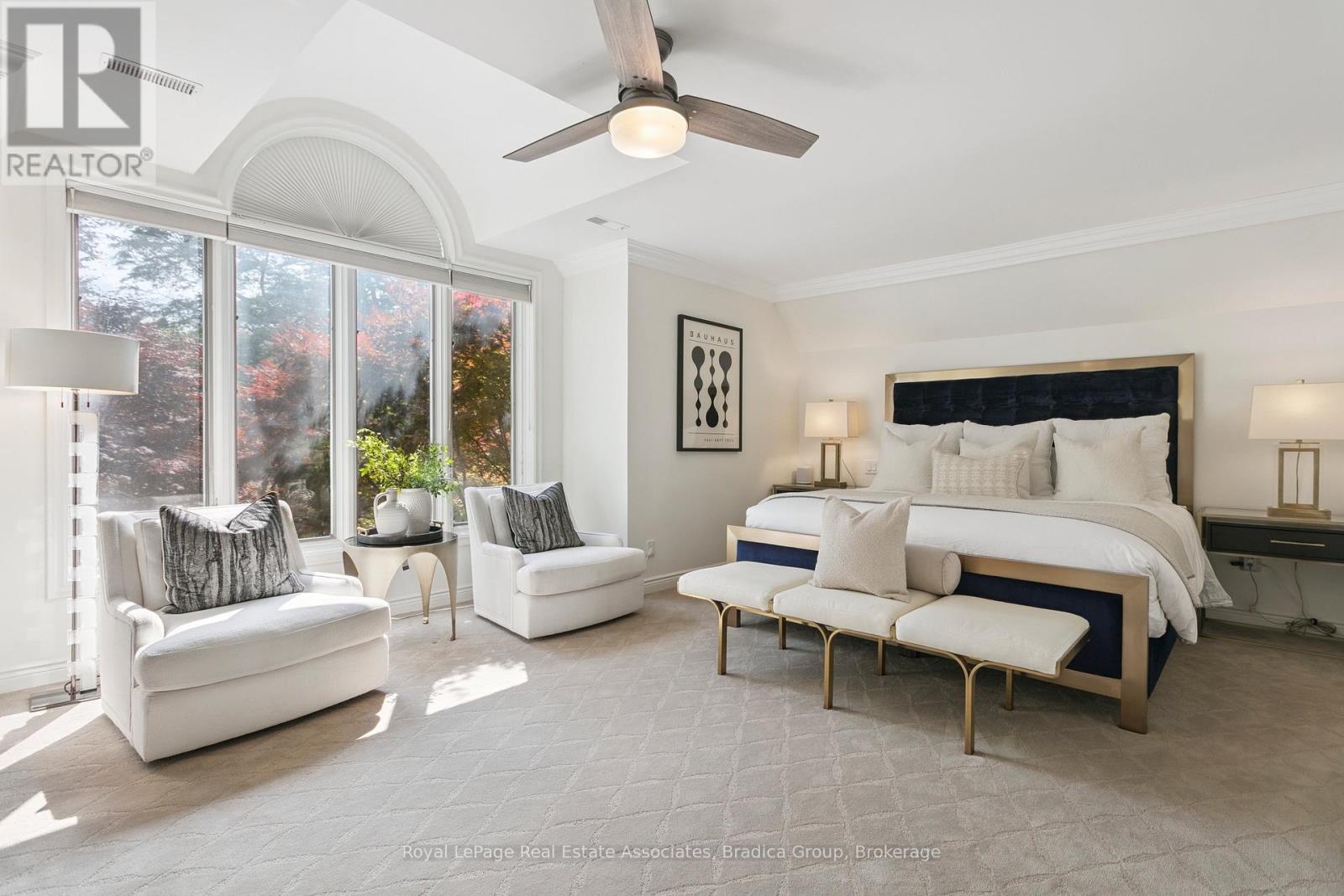 19 Lorraine Gardens, Toronto (islington-city Centre West), Ontario