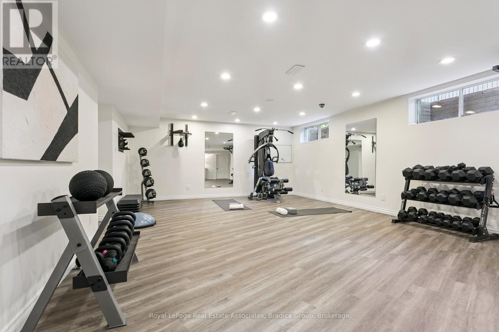 19 Lorraine Gardens, Toronto (islington-city Centre West), Ontario