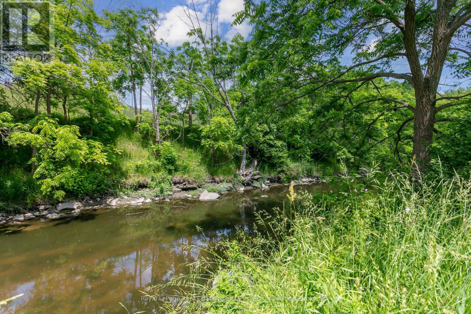 19 Lorraine Gardens, Toronto (islington-city Centre West), Ontario