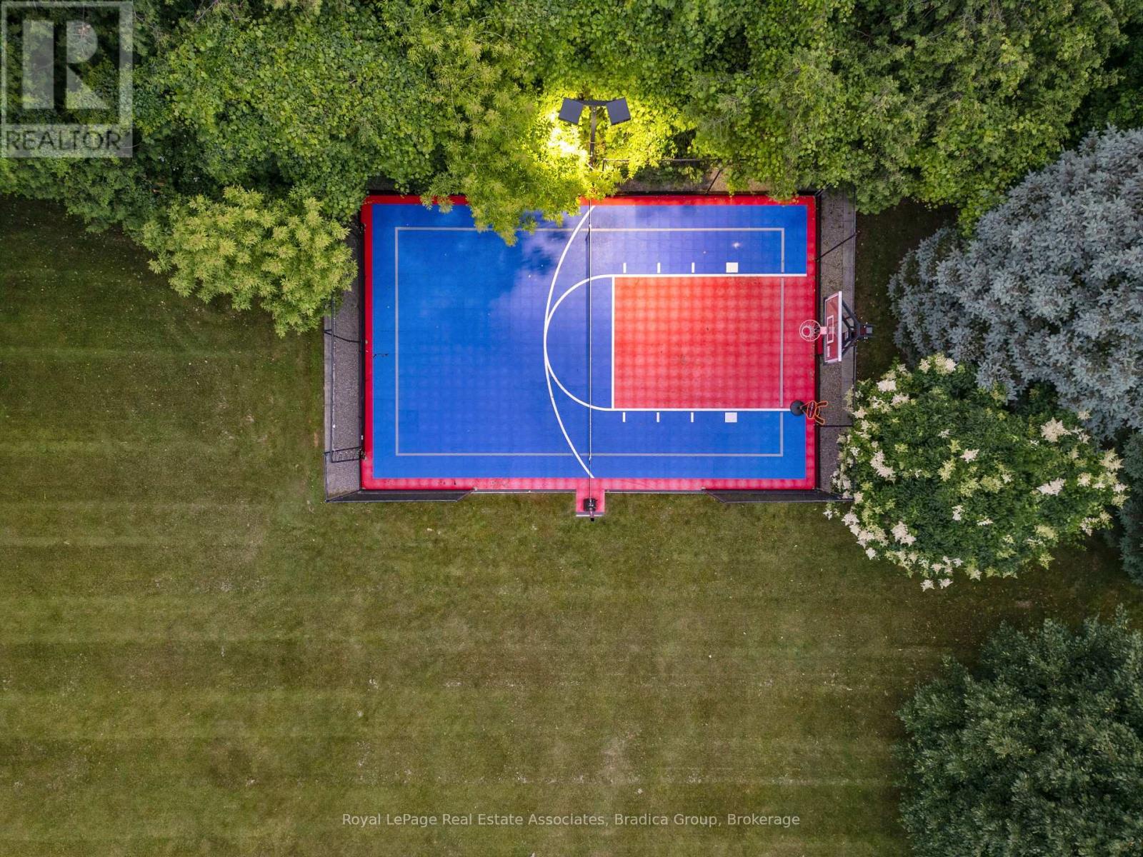 19 Lorraine Gardens, Toronto (islington-city Centre West), Ontario