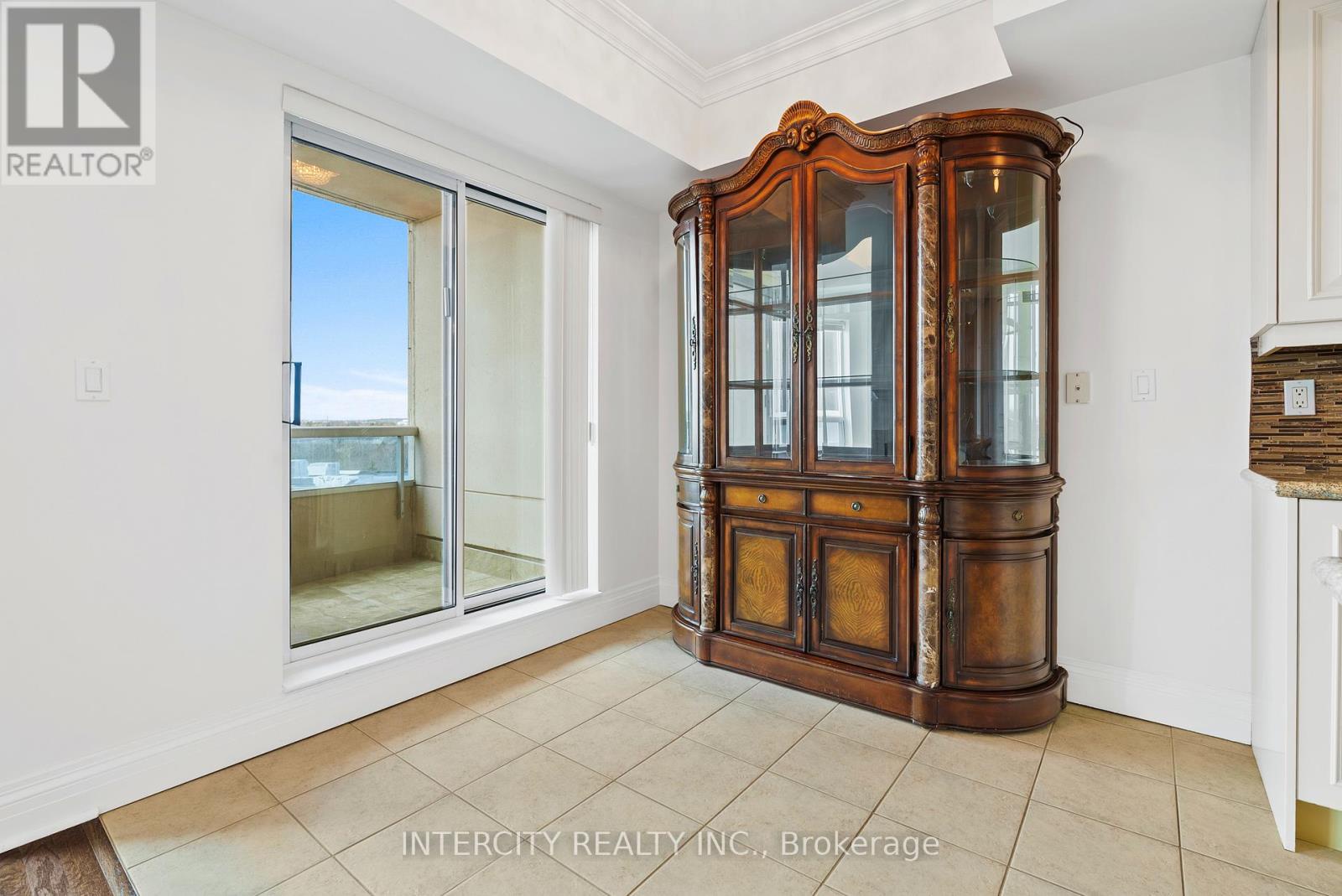 607 - 1 Cordoba Drive, Vaughan (lakeview Estates), Ontario