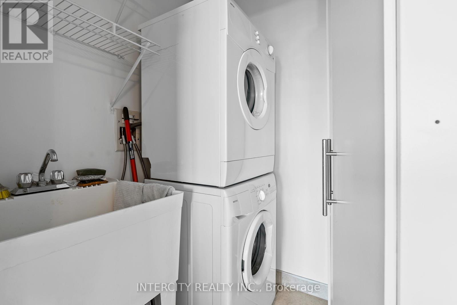 607 - 1 Cordoba Drive, Vaughan (lakeview Estates), Ontario