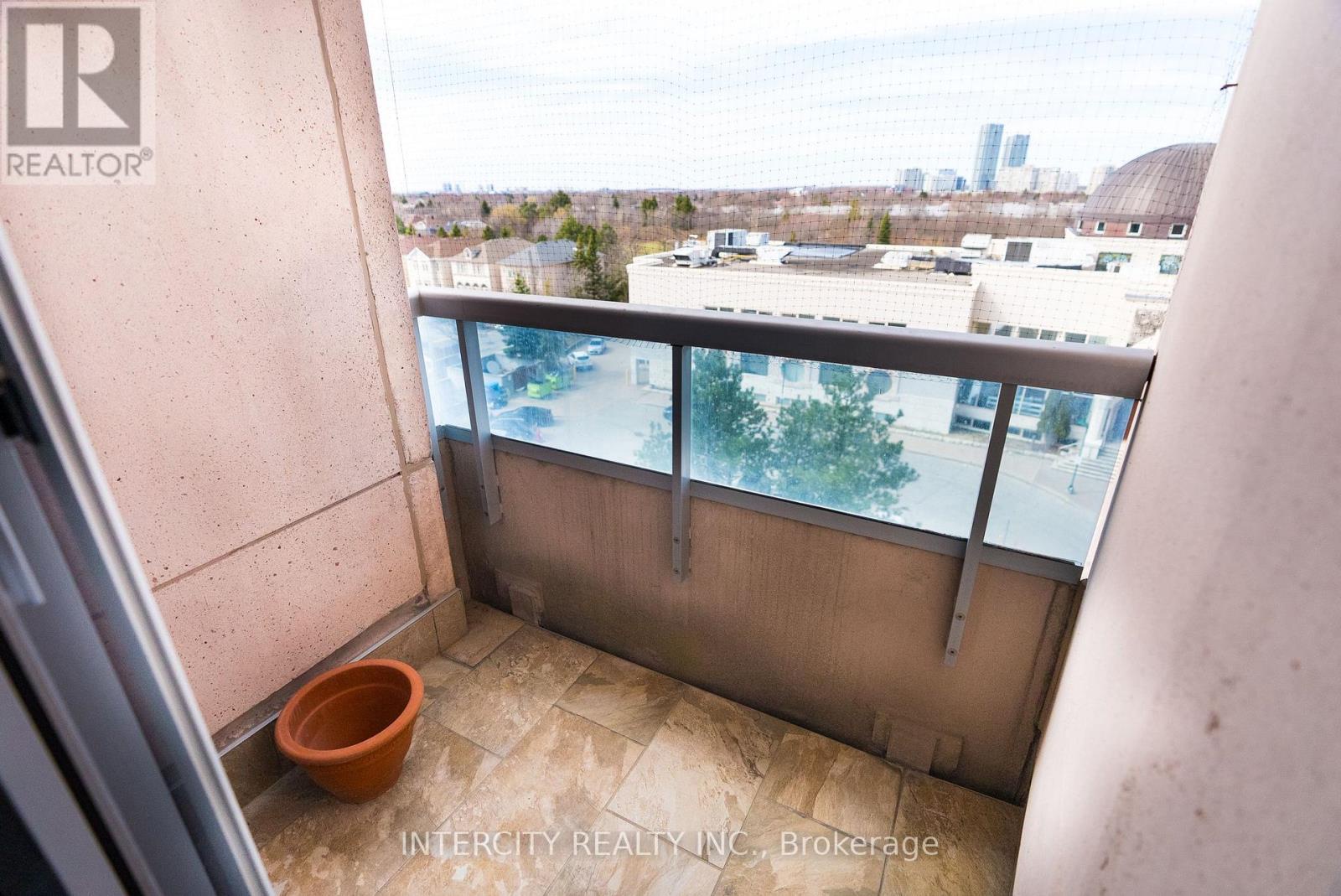 607 - 1 Cordoba Drive, Vaughan (lakeview Estates), Ontario