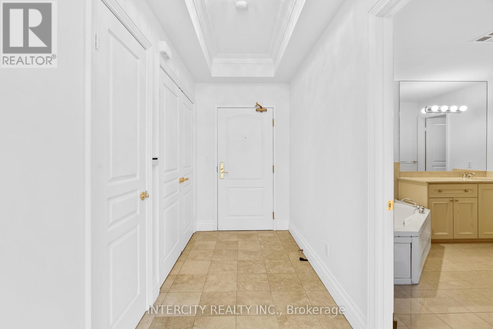 607 - 1 Cordoba Drive, Vaughan (lakeview Estates), Ontario