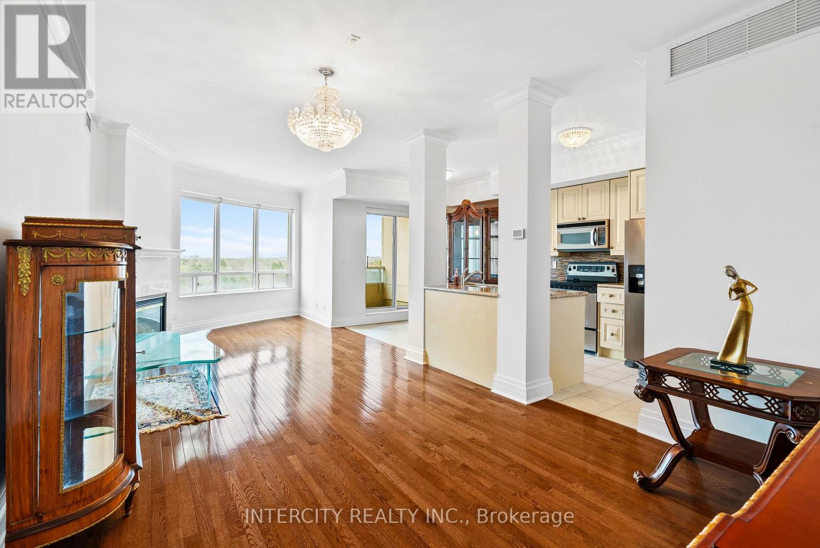 607 - 1 Cordoba Drive, Vaughan (lakeview Estates), Ontario