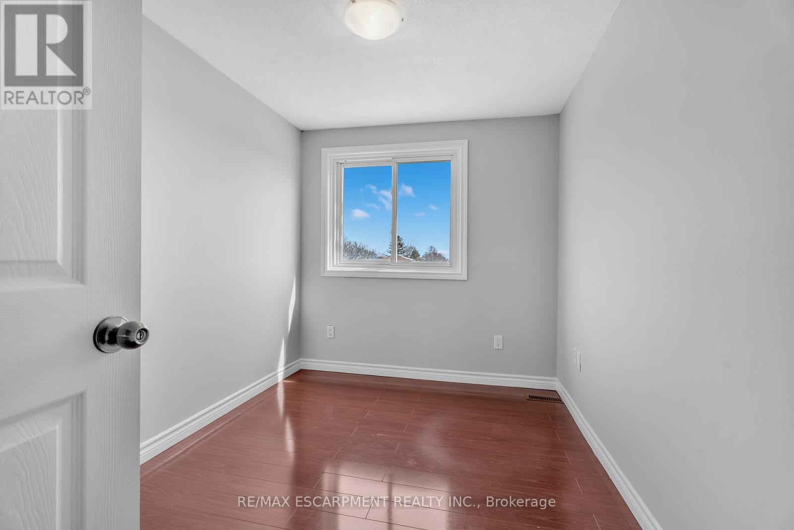 3 - 1025 Upper Gage Avenue, Hamilton (berrisfield), Ontario