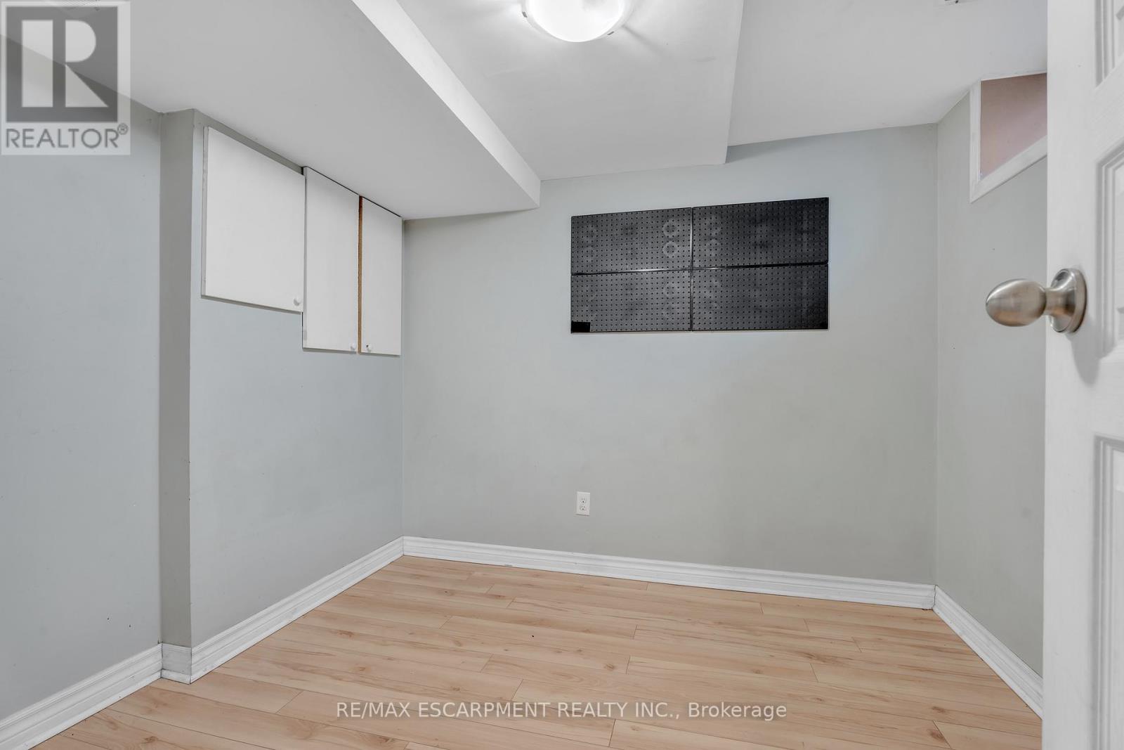 3 - 1025 Upper Gage Avenue, Hamilton (berrisfield), Ontario