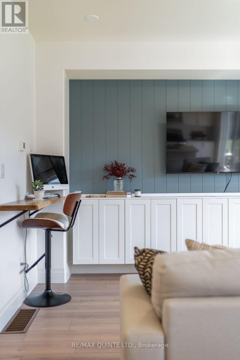 36 Campbell Crescent, Prince Edward County (picton Ward), Ontario