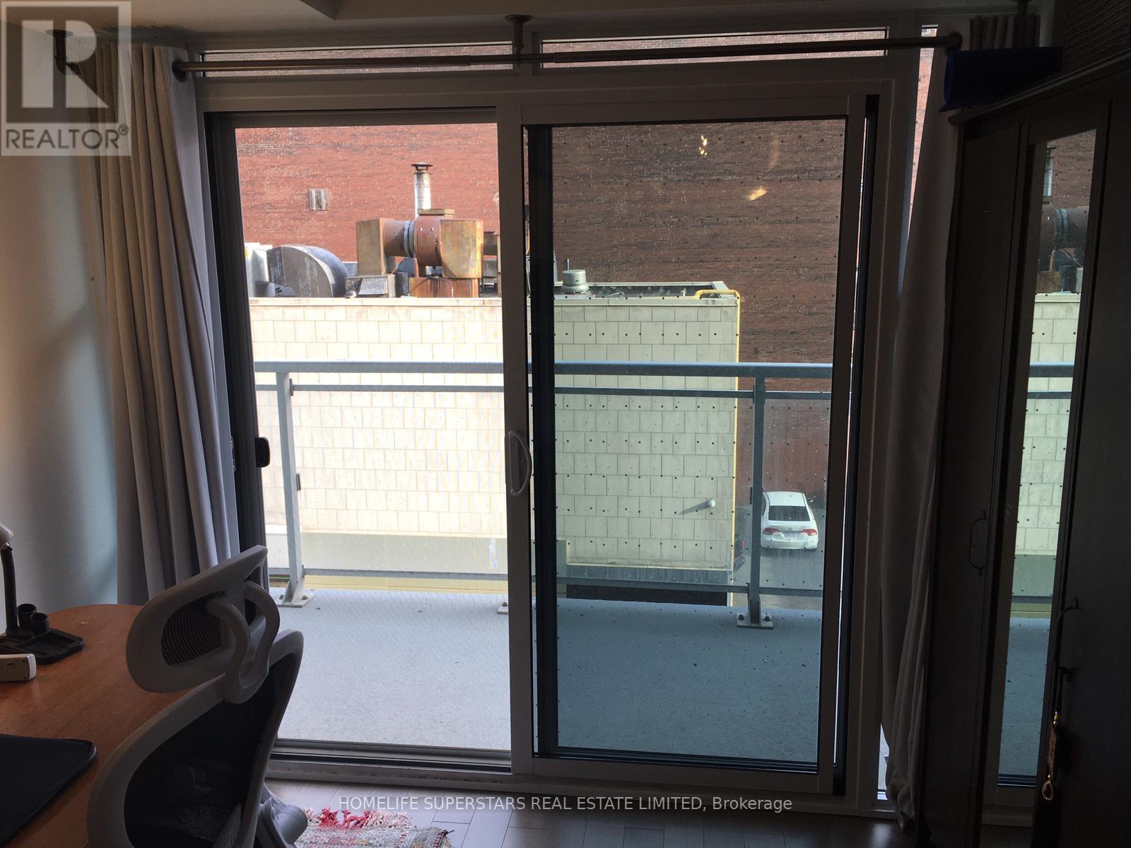 305 - 10 Willison Square N, Toronto (kensington-chinatown), Ontario