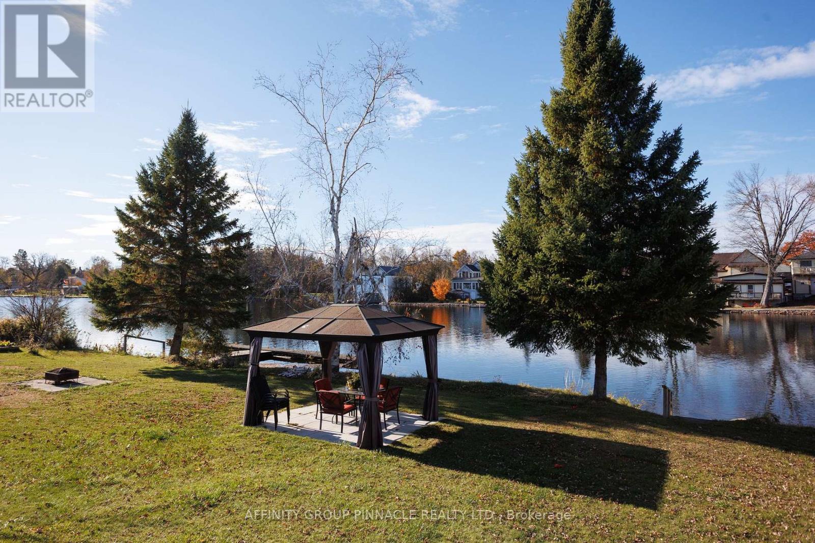 18 Summerside Road, Kawartha Lakes (coboconk), Ontario