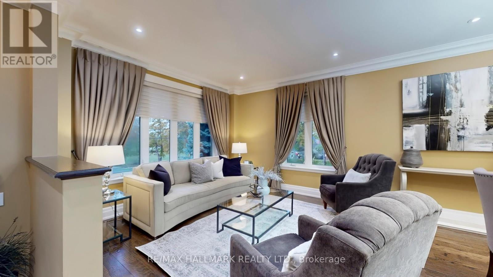 204 Maple Leaf Drive, Toronto (rustic), Ontario