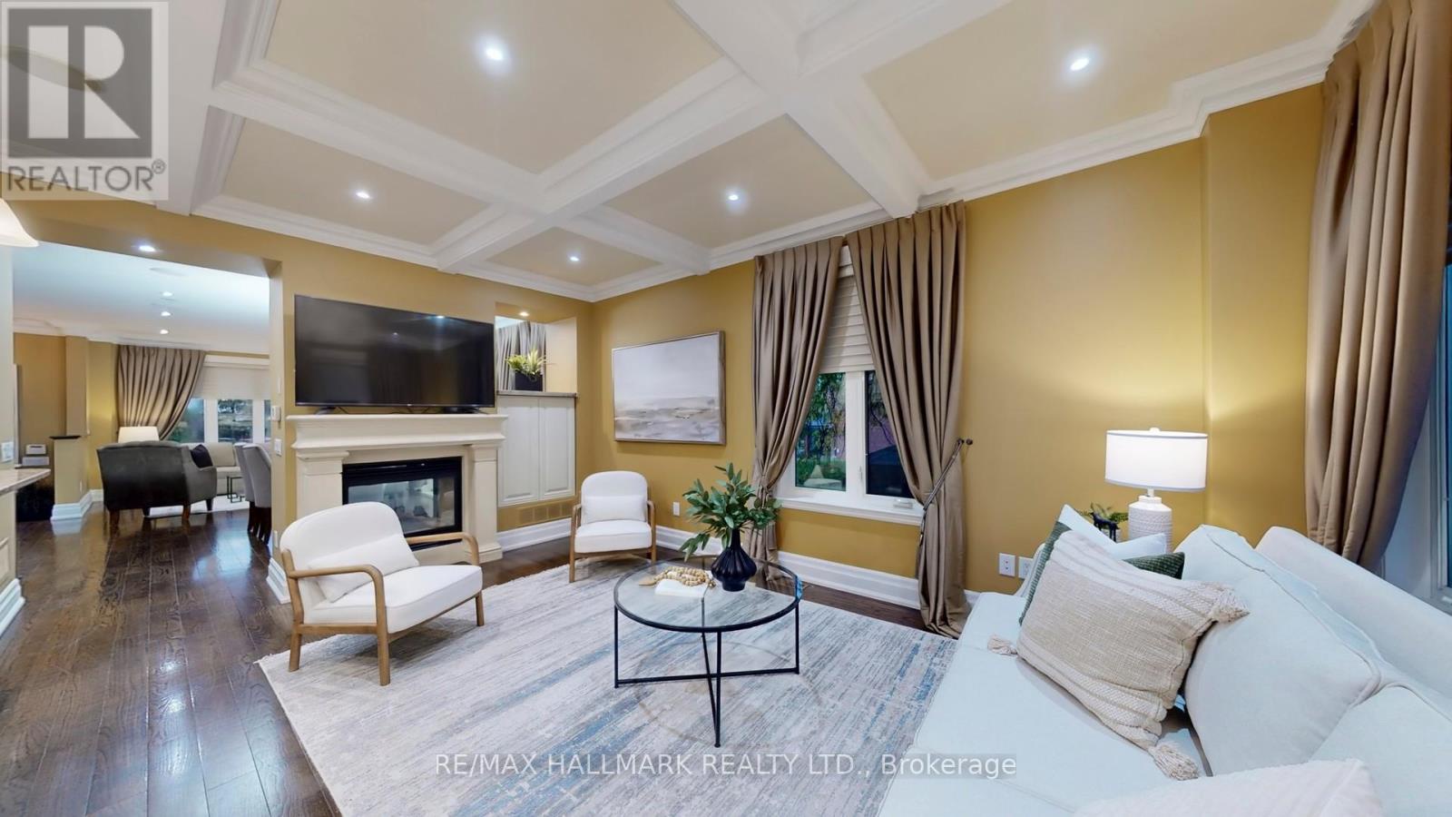 204 Maple Leaf Drive, Toronto (rustic), Ontario