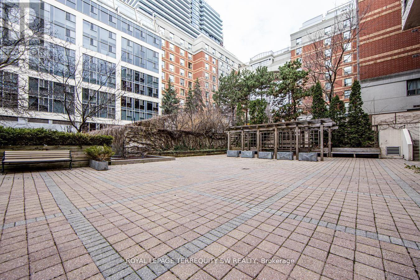 933 - 222 The Esplanade, Toronto (waterfront Communities), Ontario