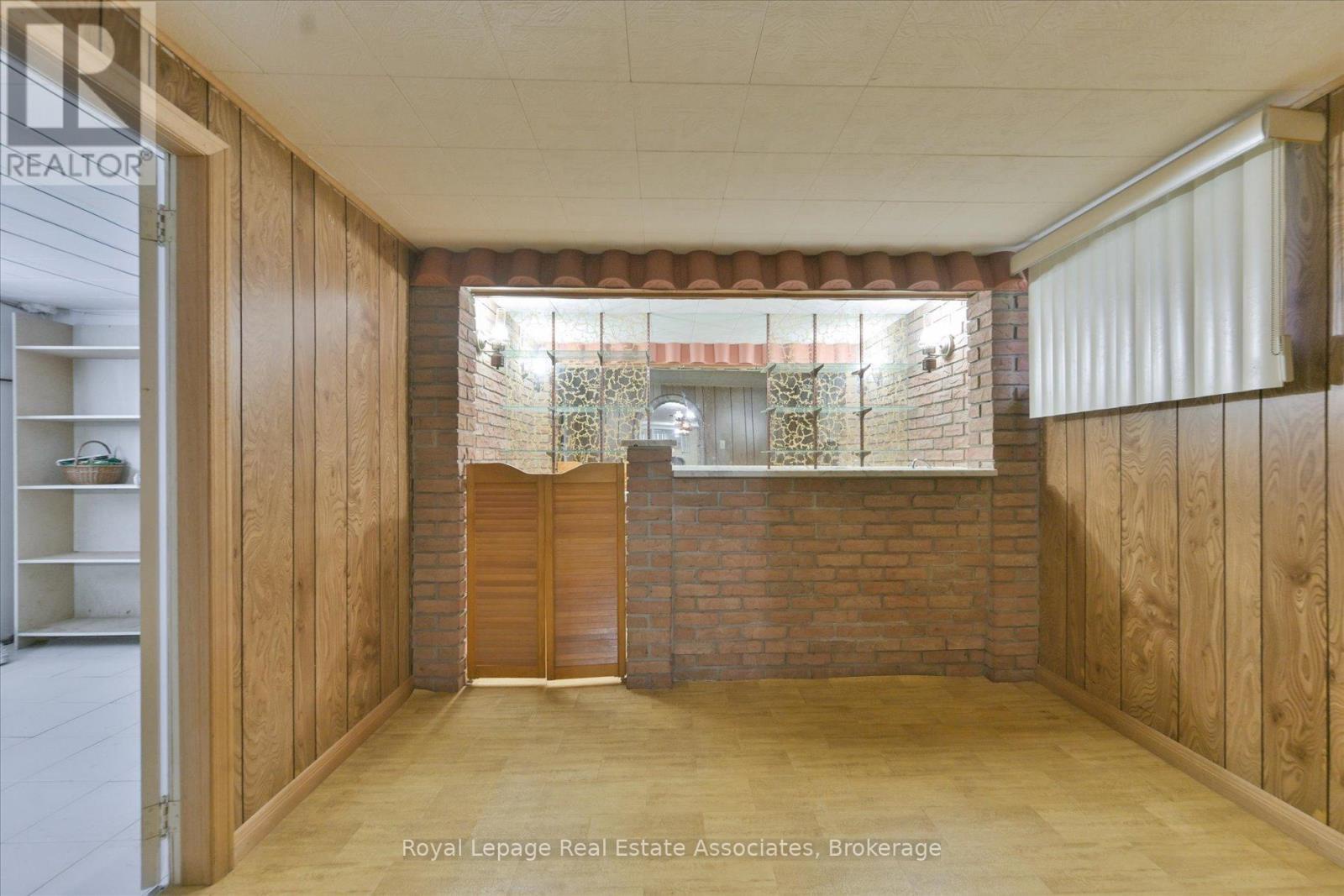 135 Jay Street, Toronto (maple Leaf), Ontario