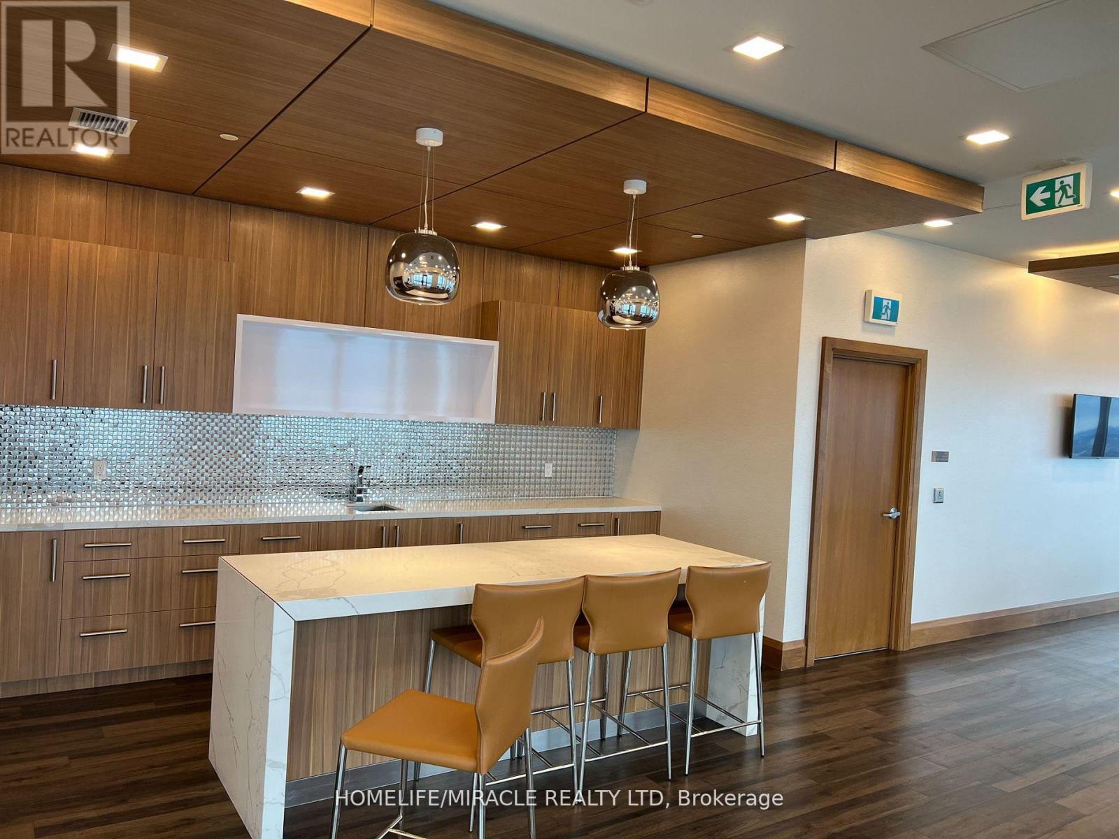 5901 - 30 Shore Breeze Dr Drive, Toronto (mimico), Ontario