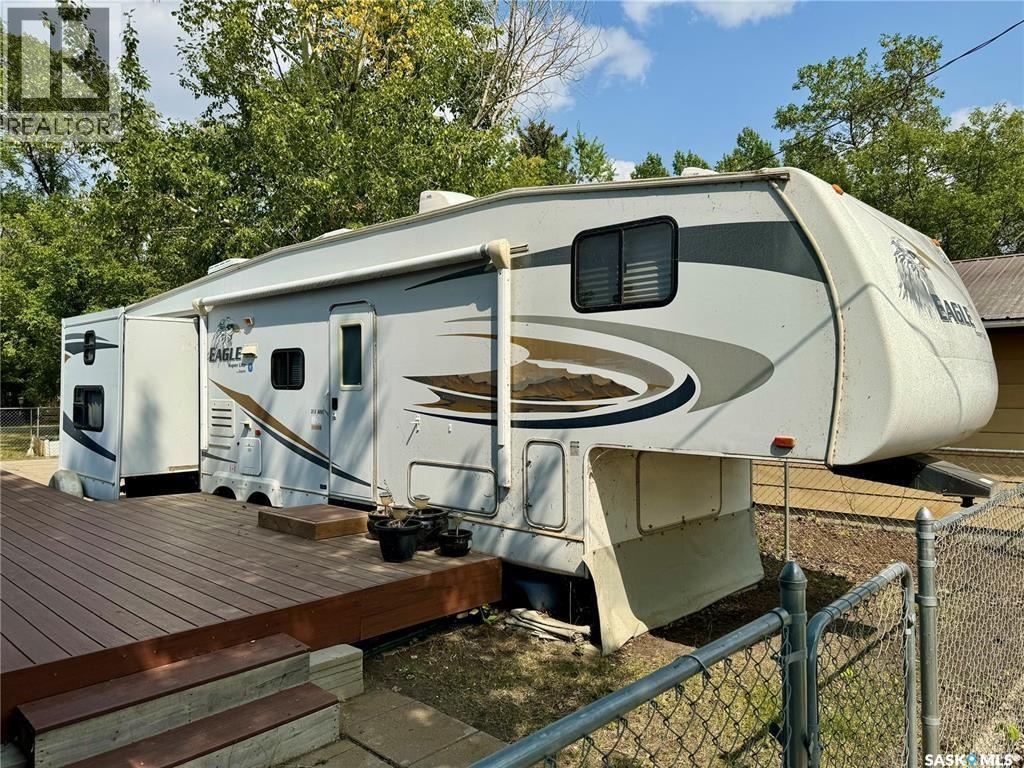 390 Metz Avenue, Wee Too Beach, Saskatchewan