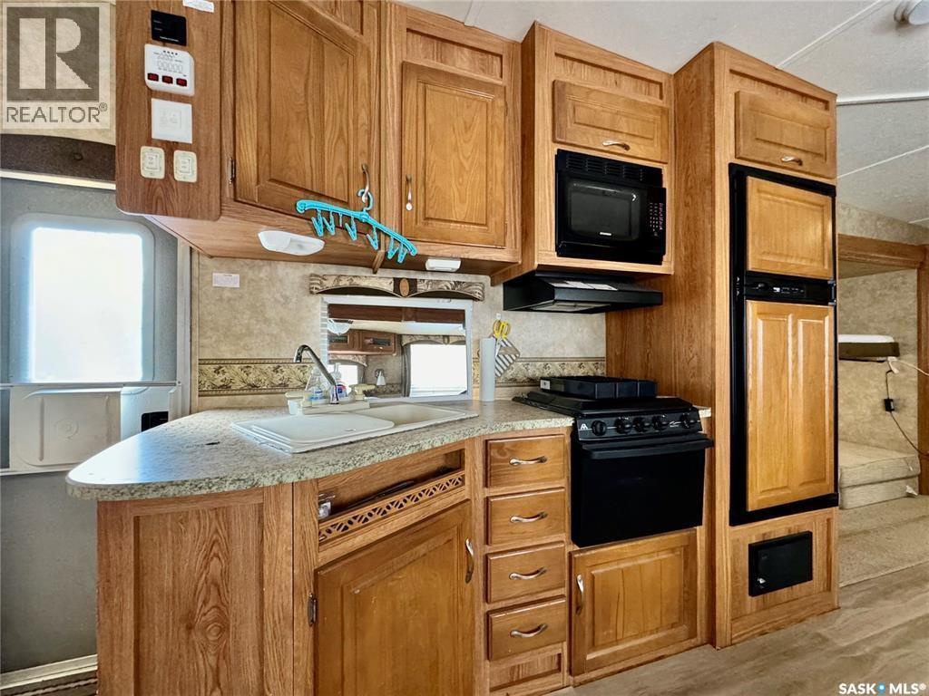 390 Metz Avenue, Wee Too Beach, Saskatchewan