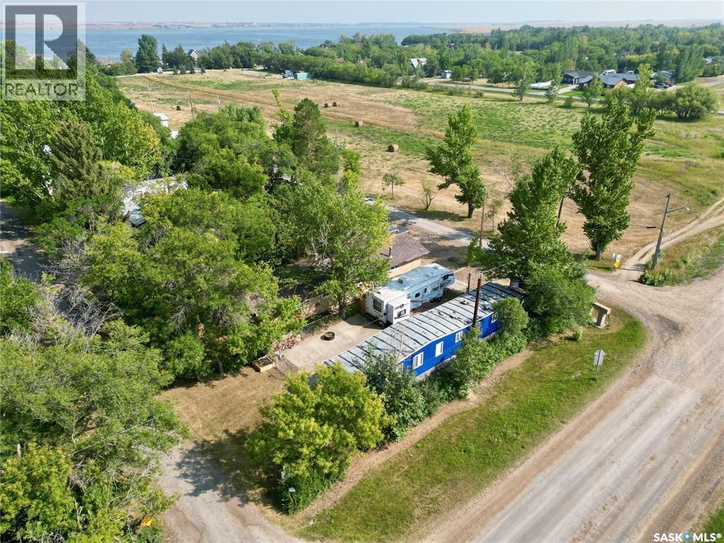 390 Metz Avenue, Wee Too Beach, Saskatchewan