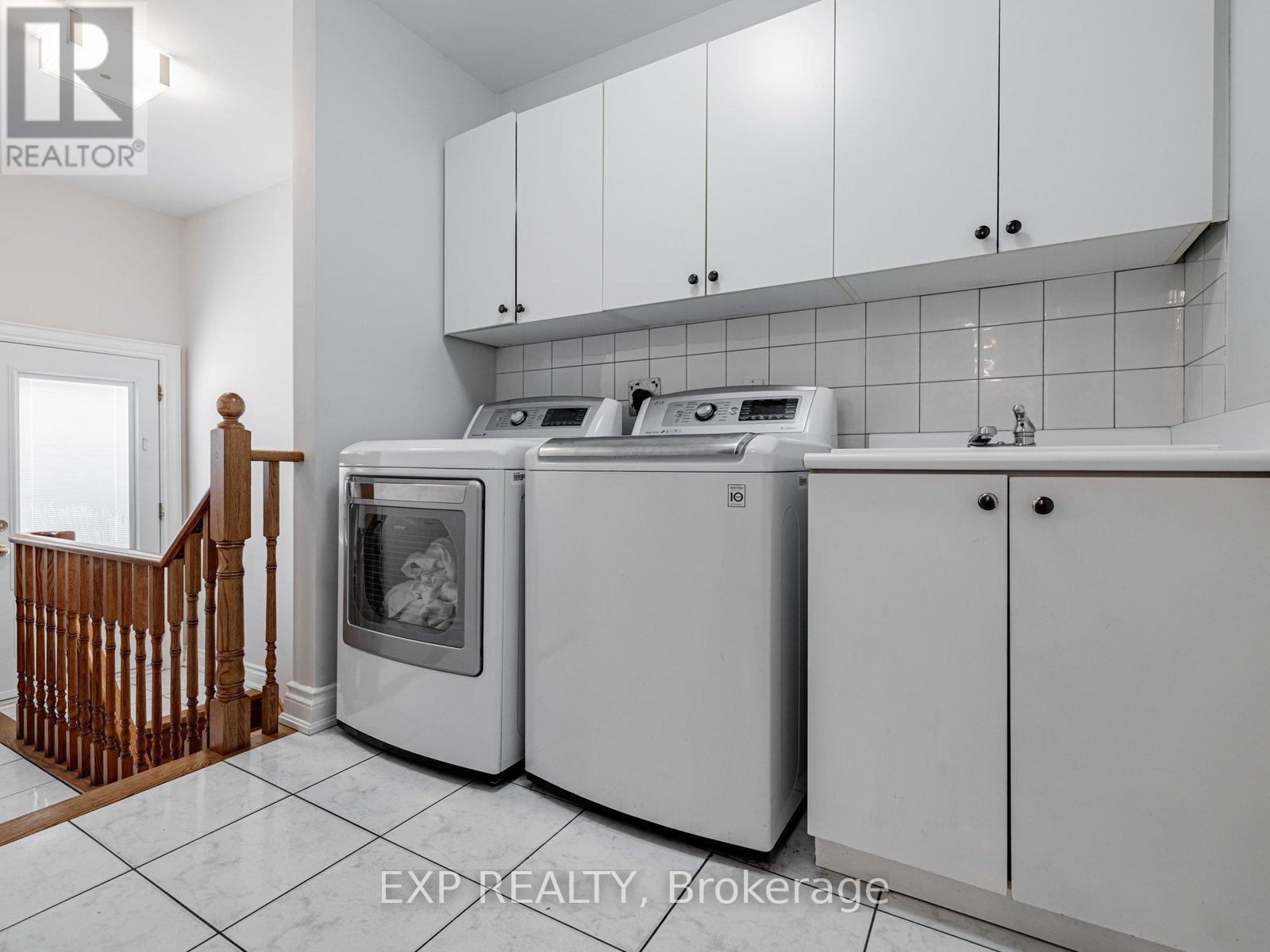 13 Bourdon Avenue, Toronto (rustic), Ontario