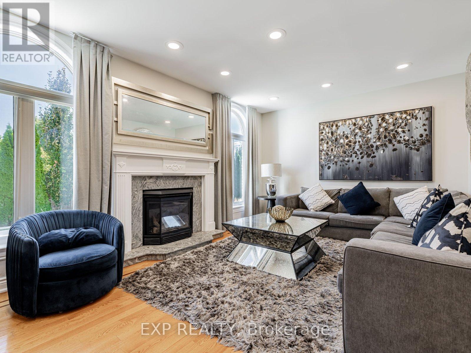 13 Bourdon Avenue, Toronto (rustic), Ontario