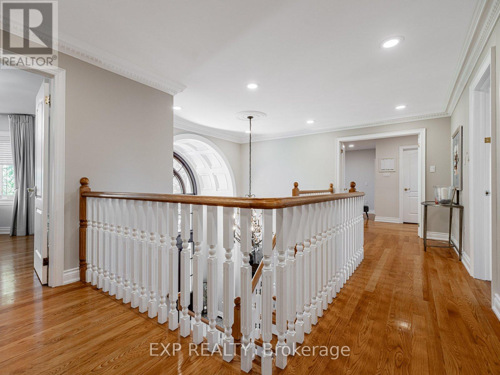 13 Bourdon Avenue, Toronto (rustic), Ontario