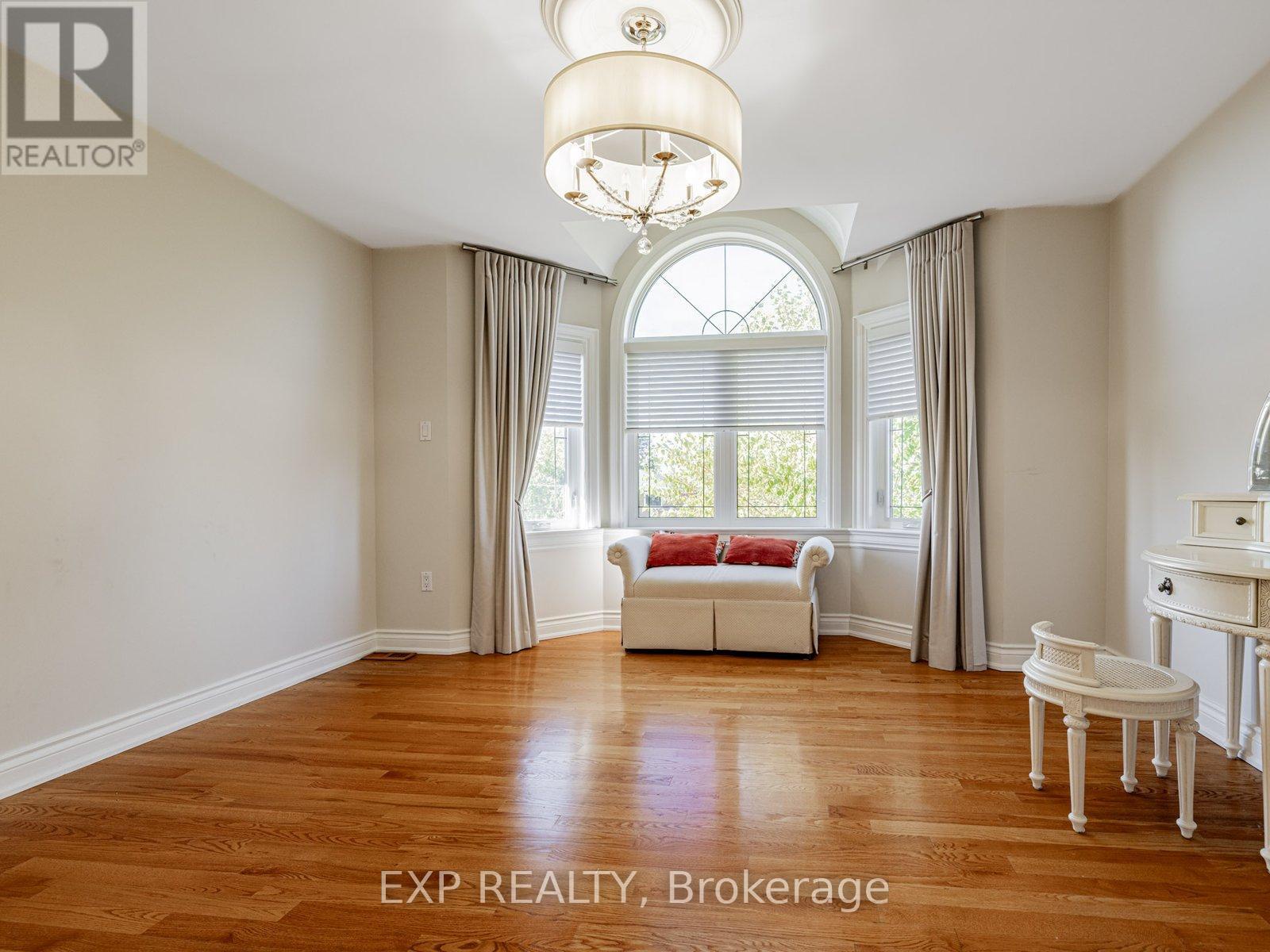 13 Bourdon Avenue, Toronto (rustic), Ontario