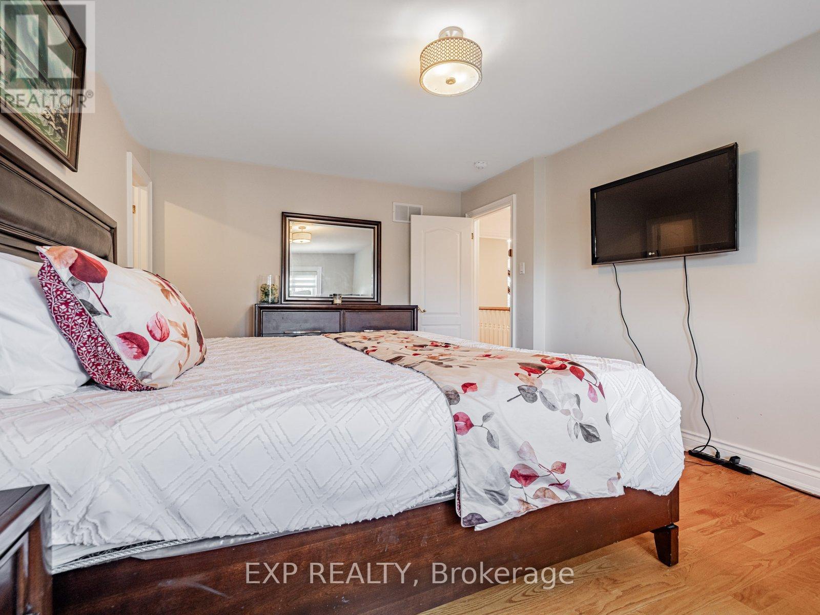 13 Bourdon Avenue, Toronto (rustic), Ontario