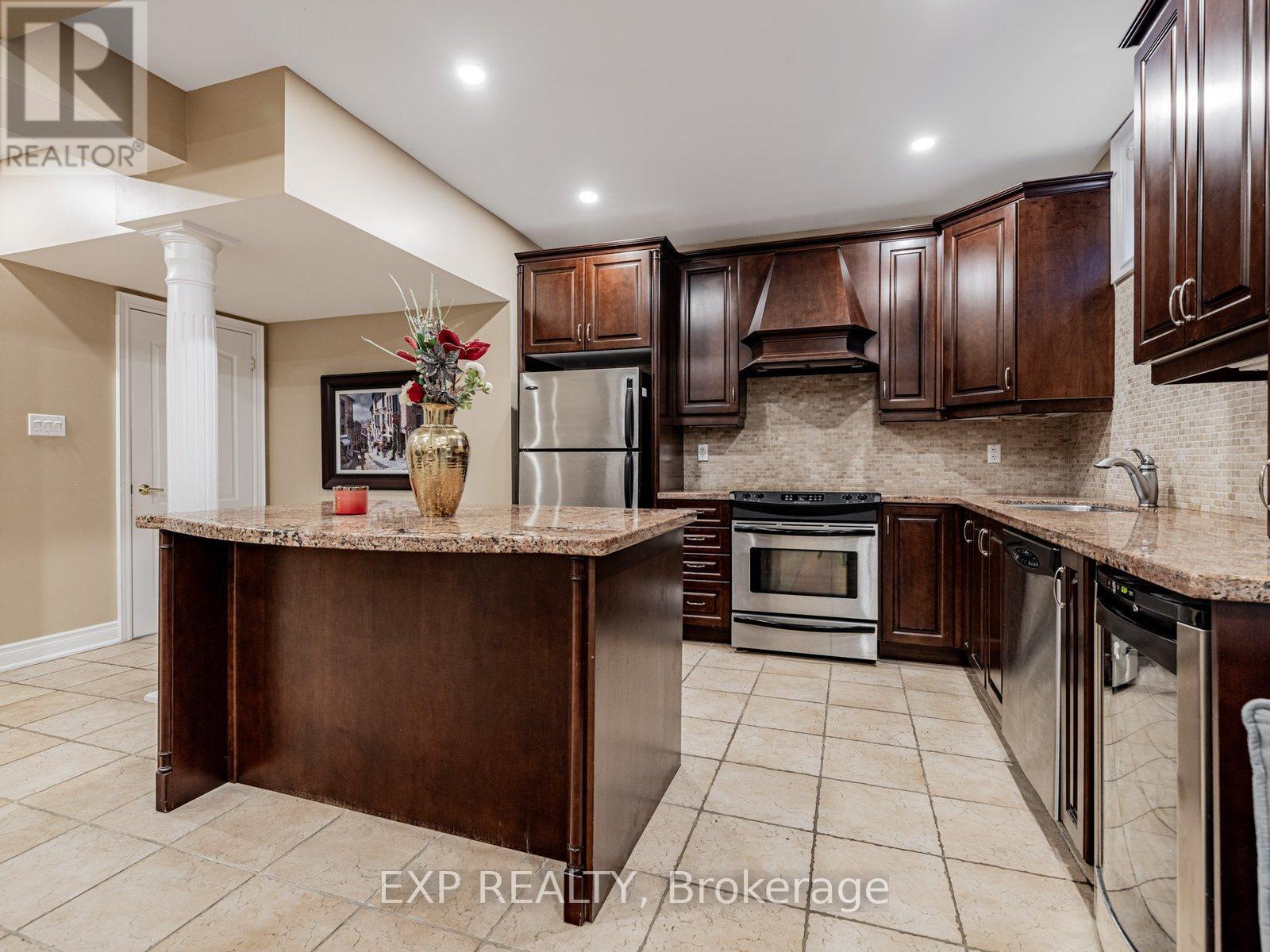 13 Bourdon Avenue, Toronto (rustic), Ontario