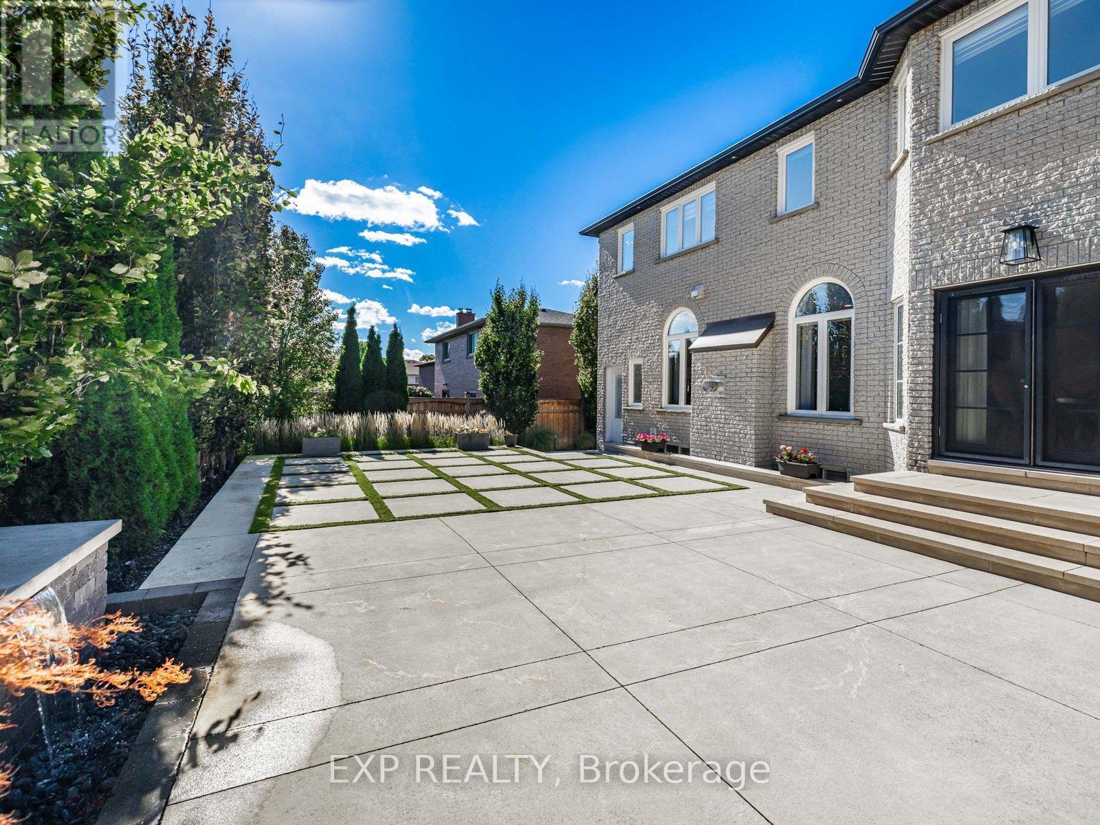 13 Bourdon Avenue, Toronto (rustic), Ontario