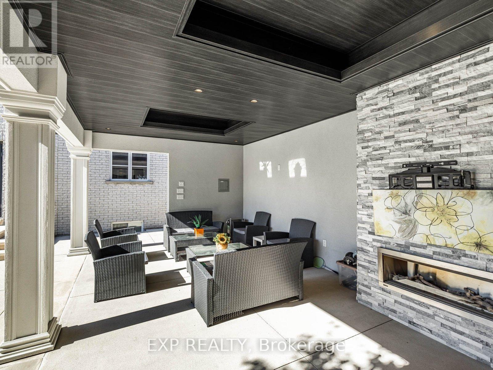 13 Bourdon Avenue, Toronto (rustic), Ontario