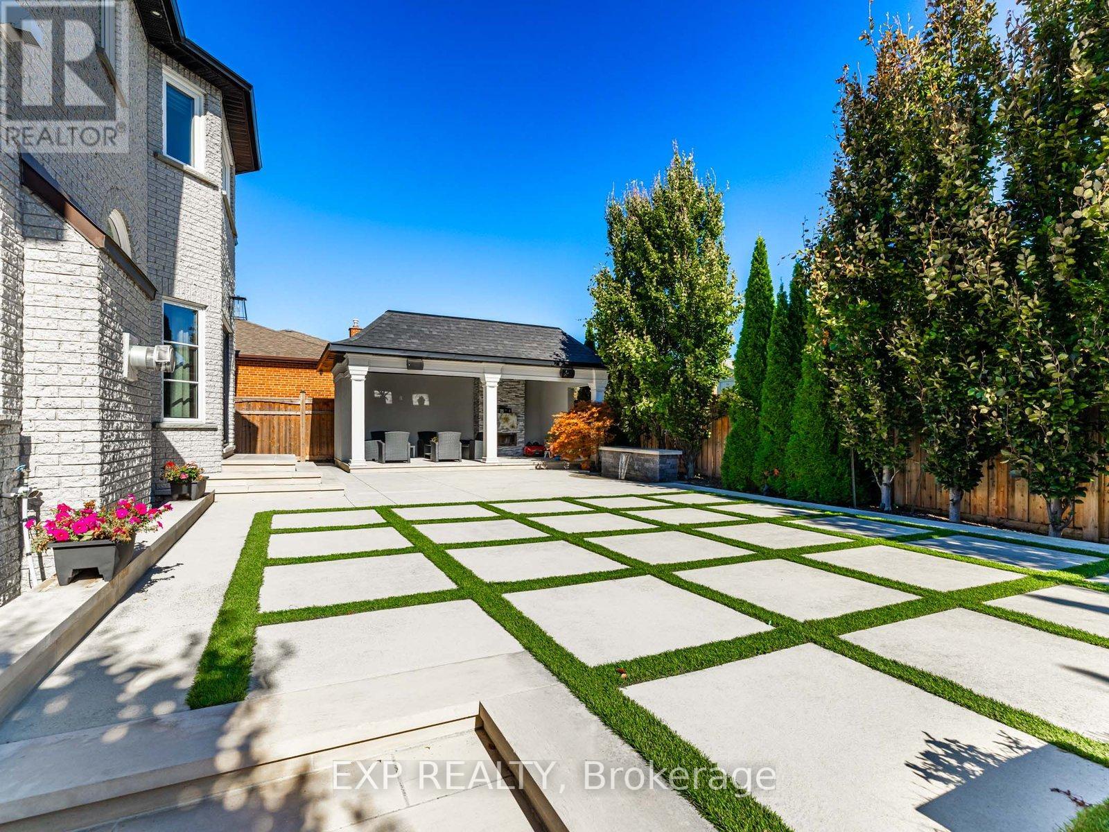 13 Bourdon Avenue, Toronto (rustic), Ontario