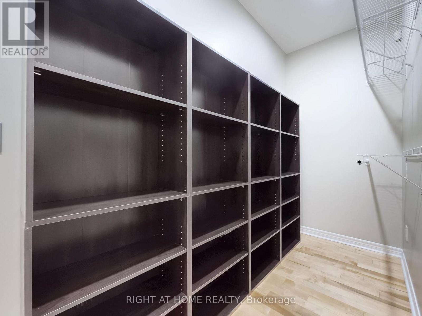 3585 Stonecutter Crescent, Mississauga (churchill Meadows), Ontario