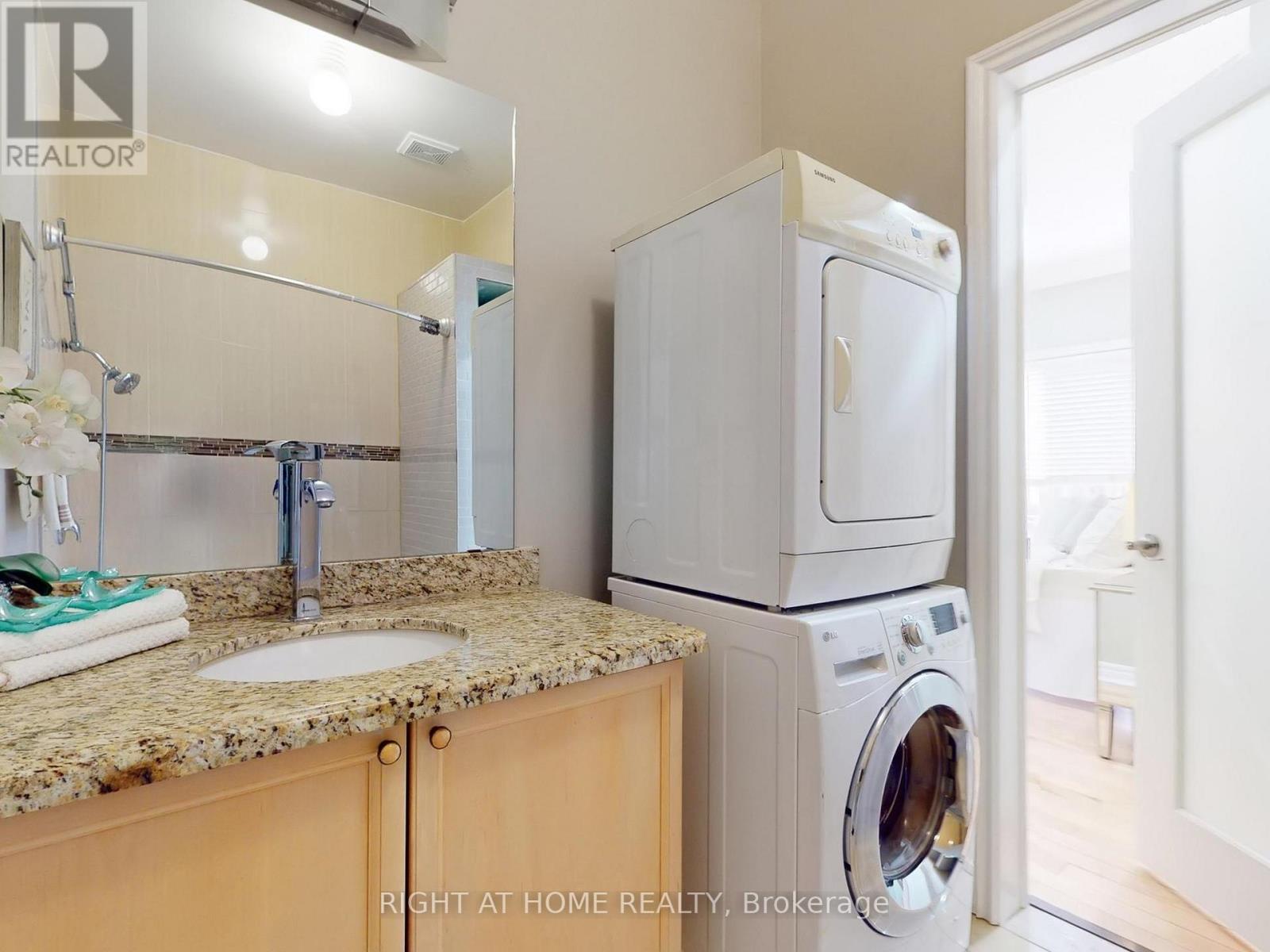 3585 Stonecutter Crescent, Mississauga (churchill Meadows), Ontario