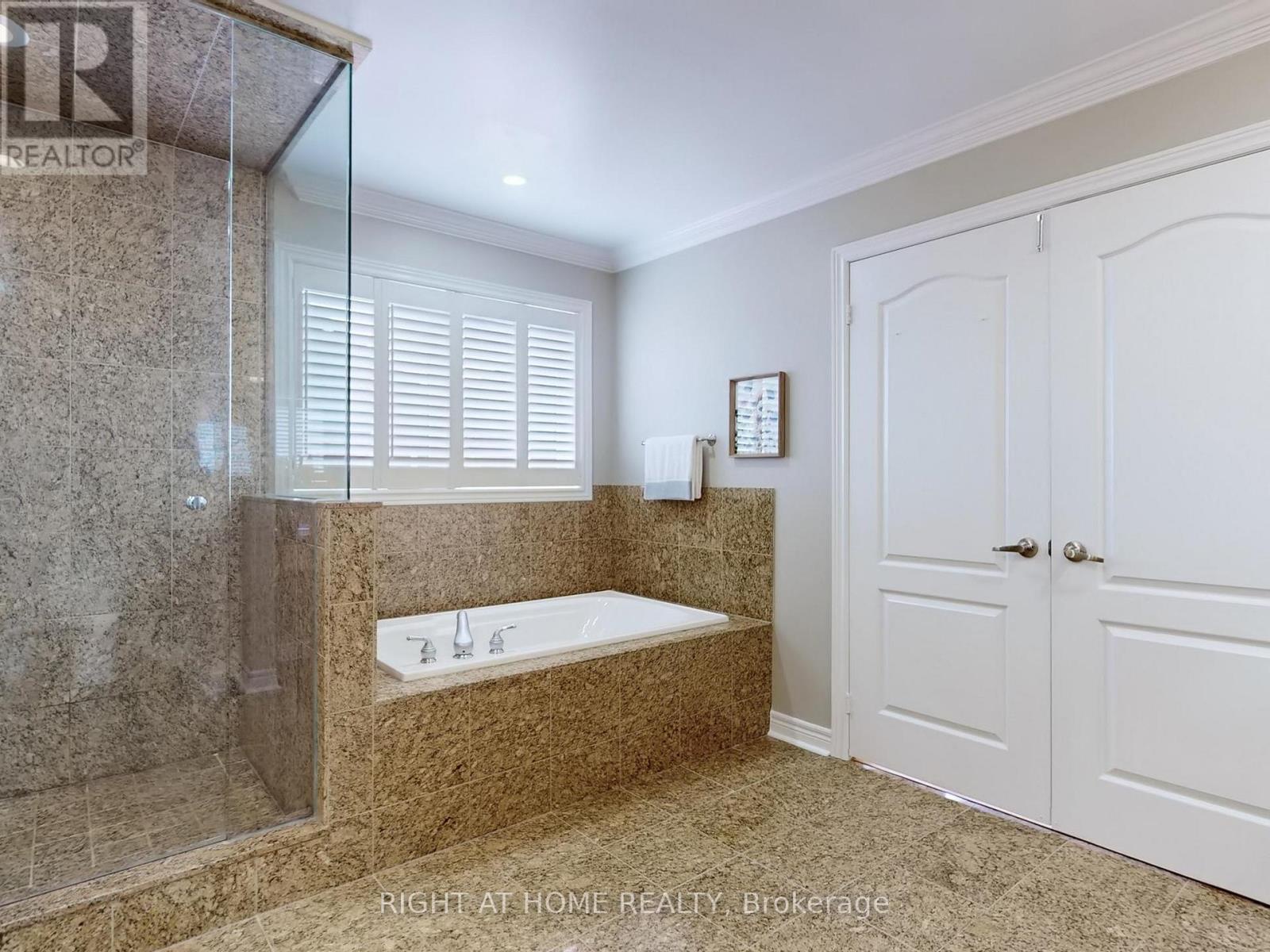 3585 Stonecutter Crescent, Mississauga (churchill Meadows), Ontario