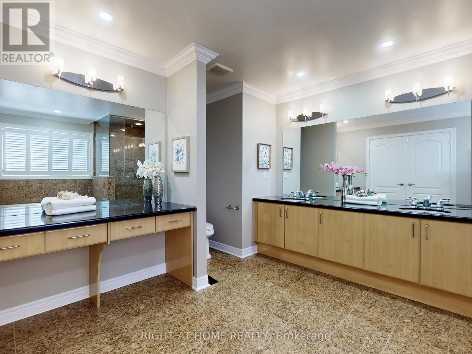 3585 Stonecutter Crescent, Mississauga (churchill Meadows), Ontario