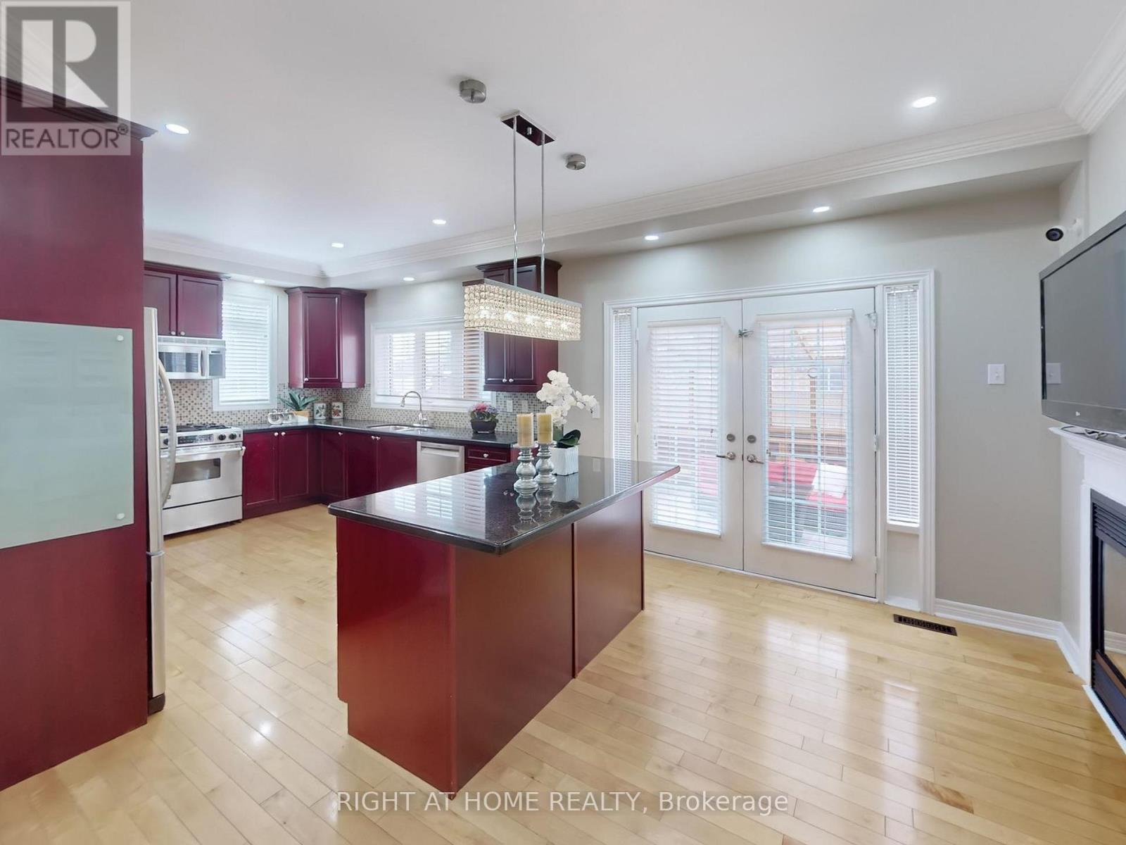 3585 Stonecutter Crescent, Mississauga (churchill Meadows), Ontario