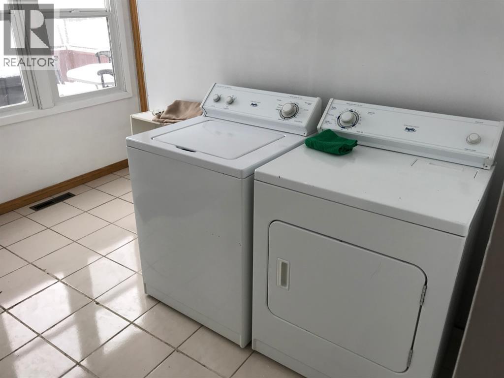 4725 5 Ave, Edson, Alberta