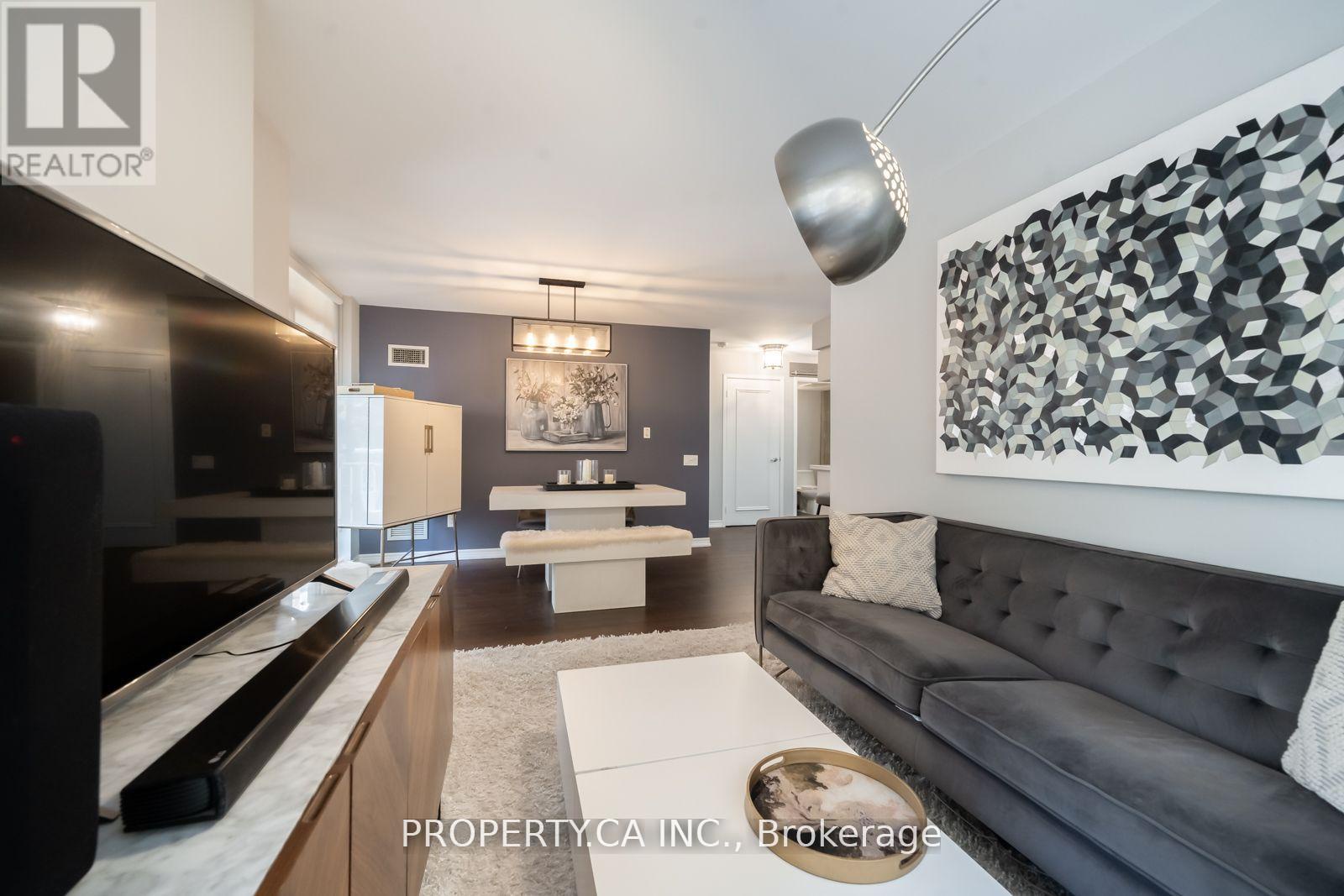 202 - 60 St Clair Avenue W, Toronto (yonge-st. Clair), Ontario