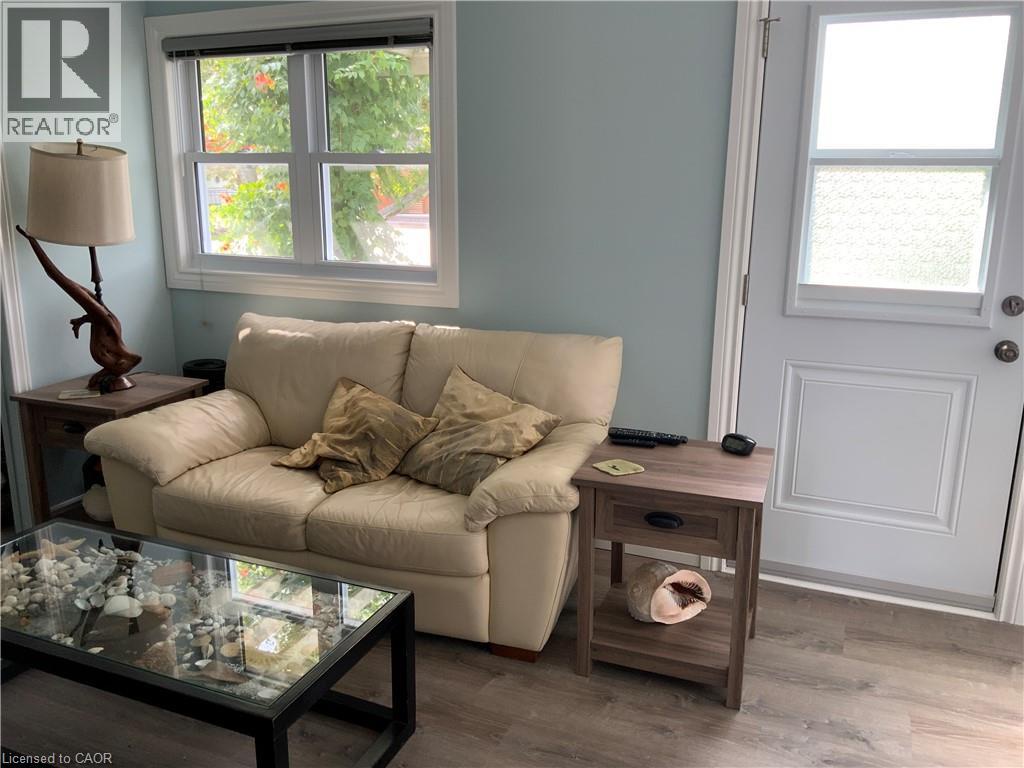 25 First Avenue, Long Point, Ontario